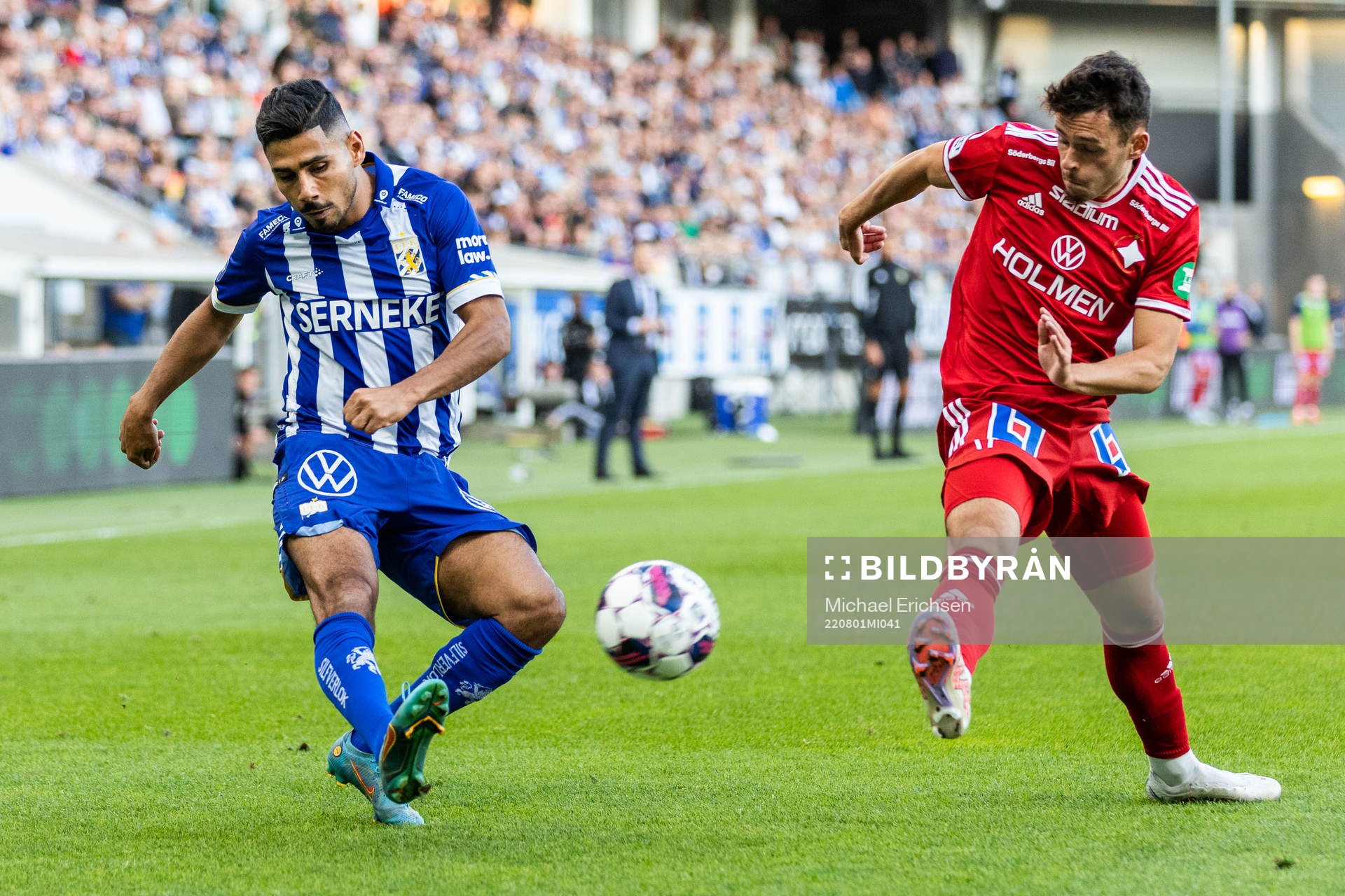 IFK Göteborgs Hosam Aiesh och IFK Norrköpings Laorent