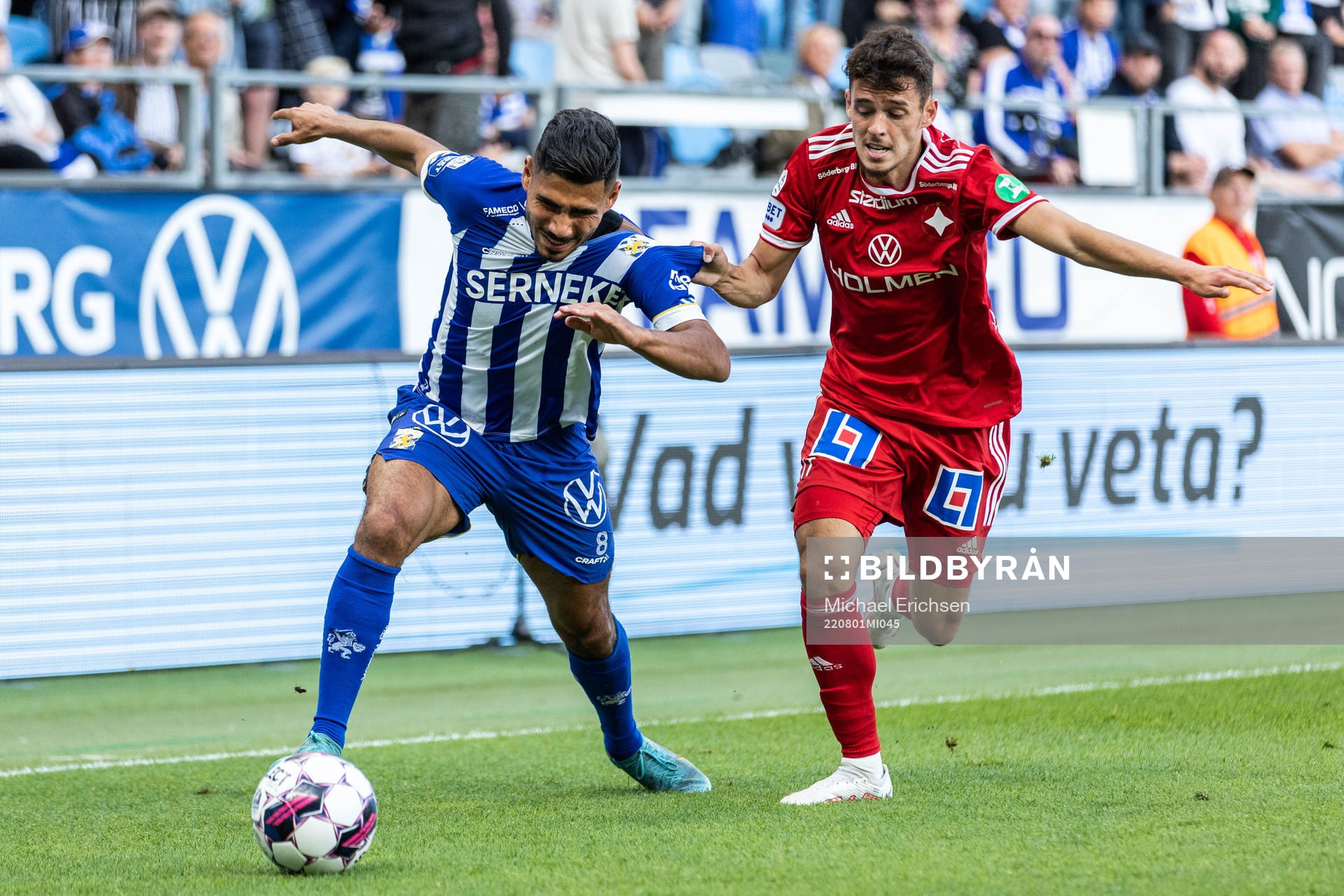 IFK Göteborgs Hosam Aiesh och IFK Norrköpings Laorent