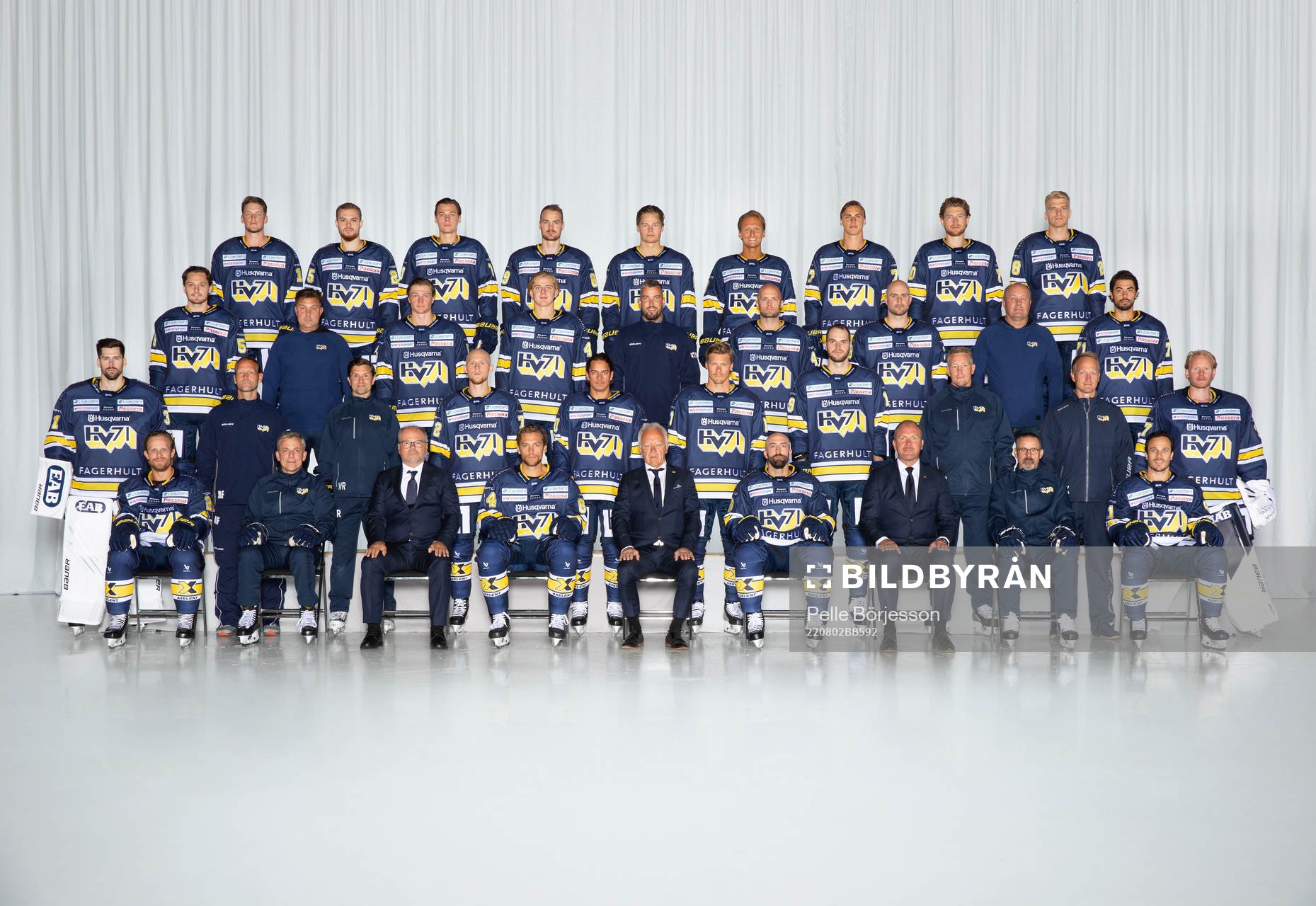 HV71