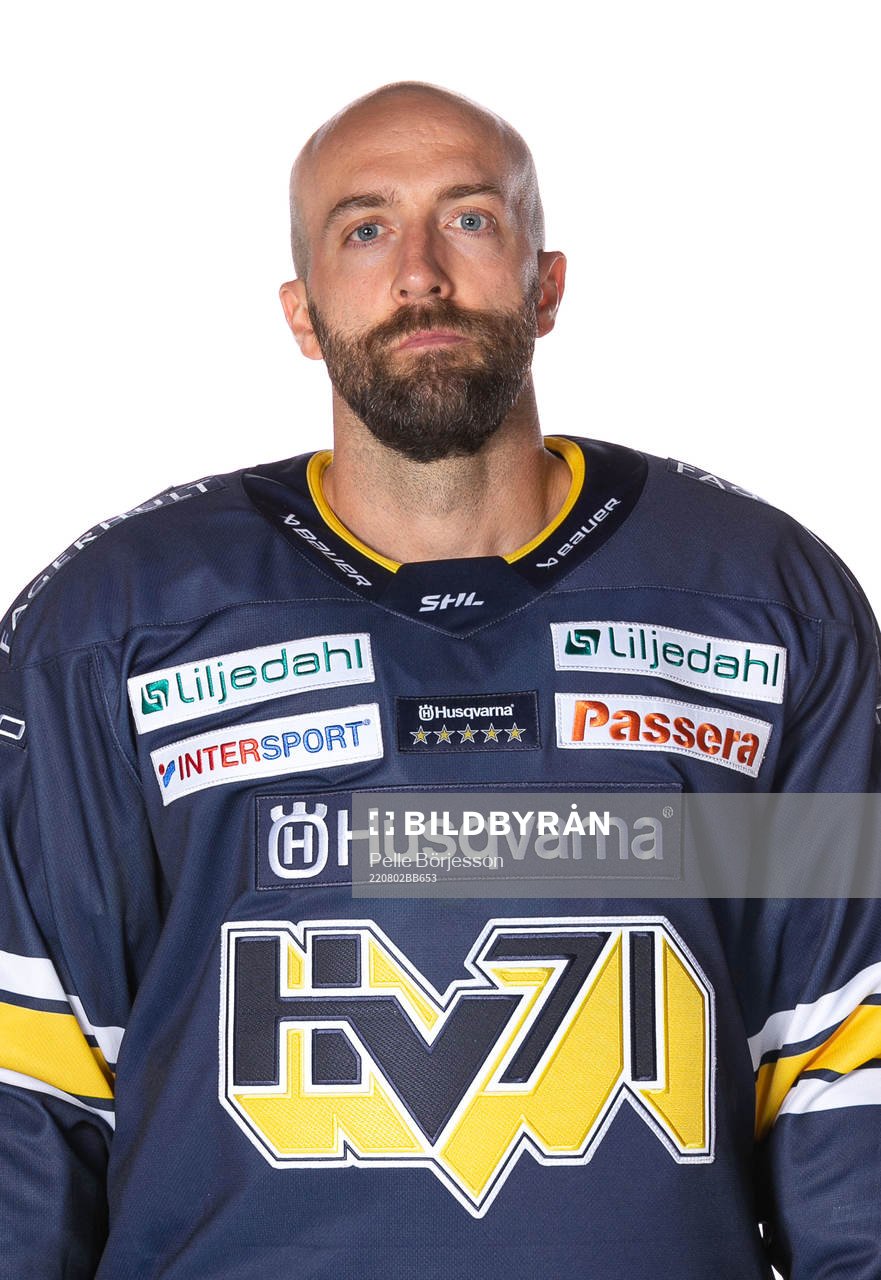 HV71 Taylor Matson