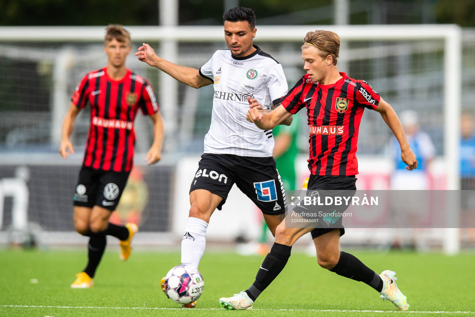 Örebros Ahmed Yasin och Brommapojkarnas Wilmer Odefalk