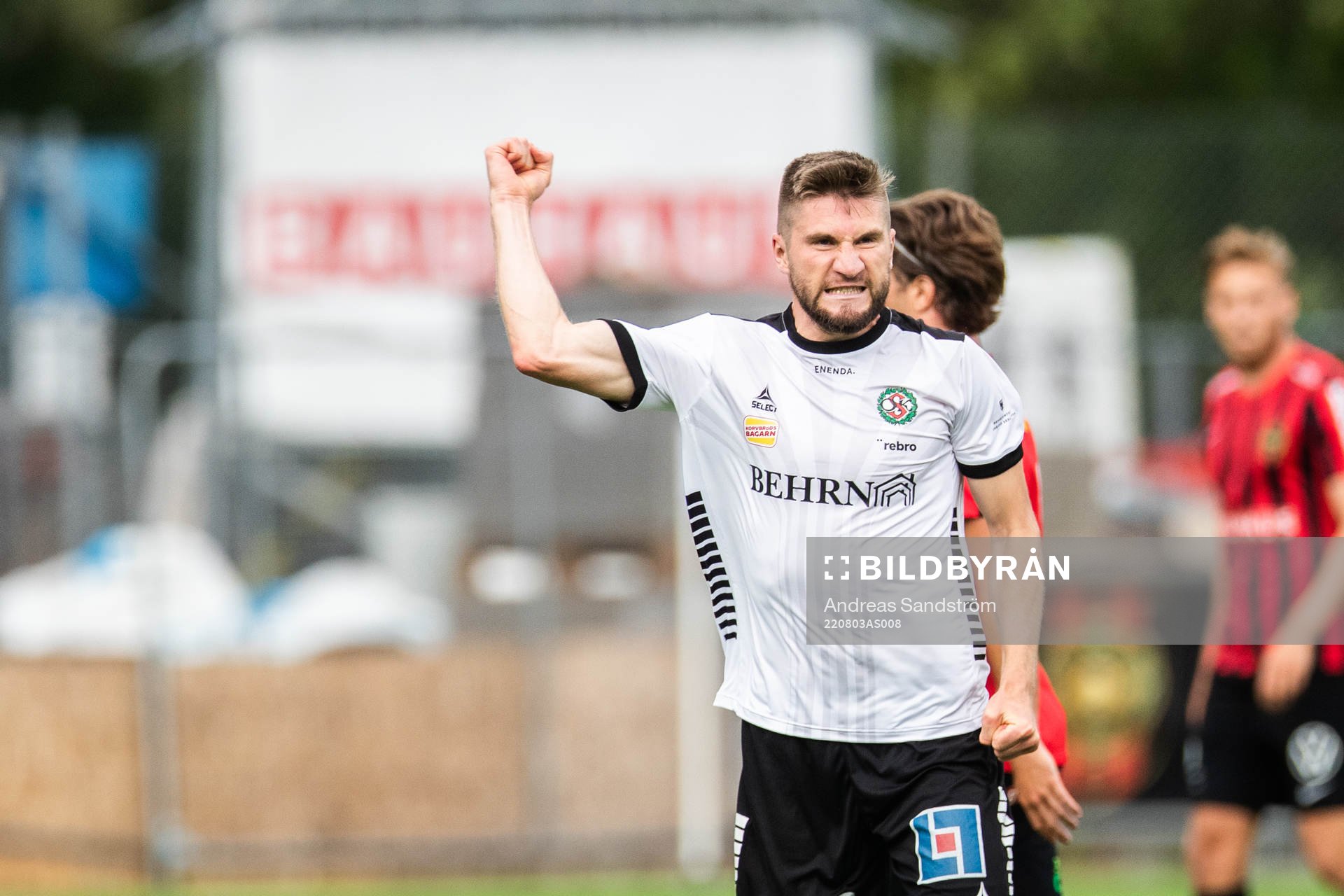 Örebros Axel Andresson jublar