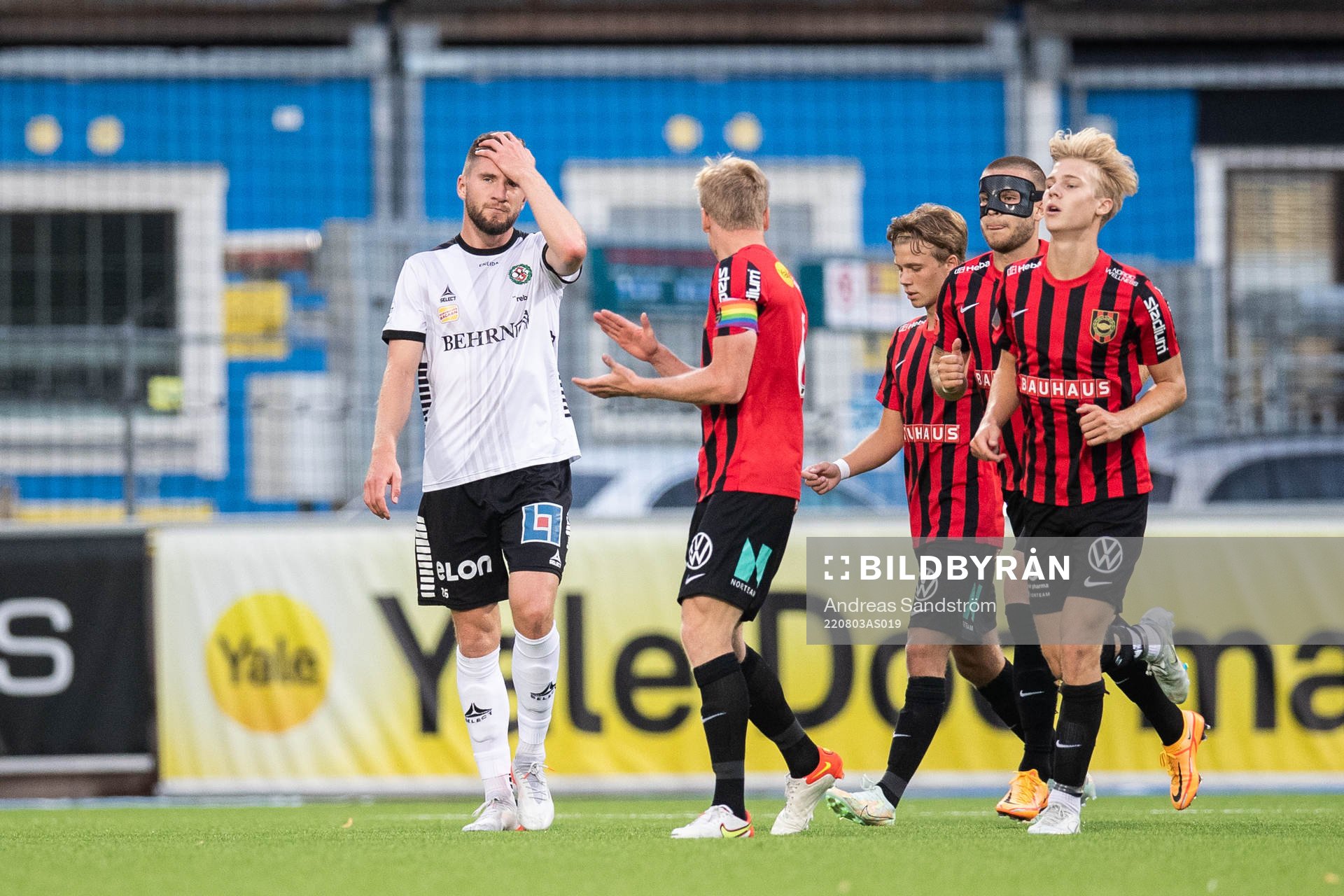 Örebros Axel Andresson deppar