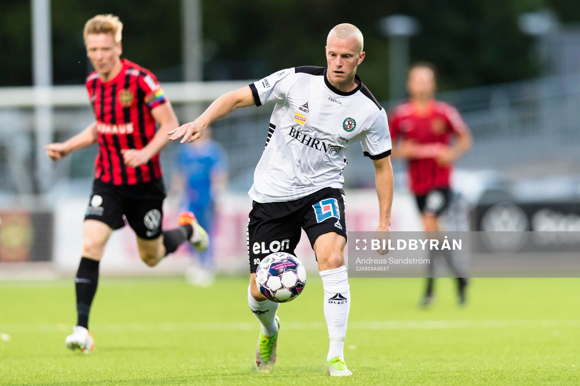 Örebros Daniel Gustavsson under fotbollsmatchen i Superettan mellan Brommapojkarna och Örebro den 3 augusti 2022 i Stockholm. 