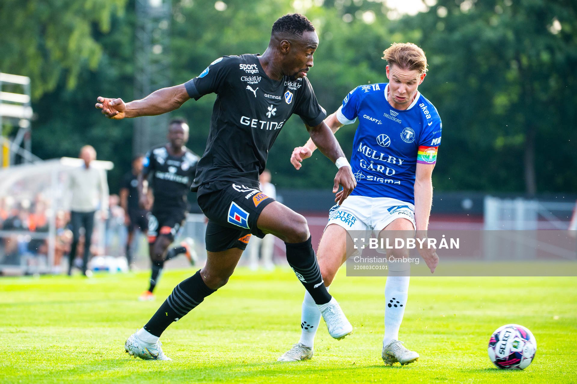 Halmstads Sadat Karim och Trelleborgs Johan Blomberg