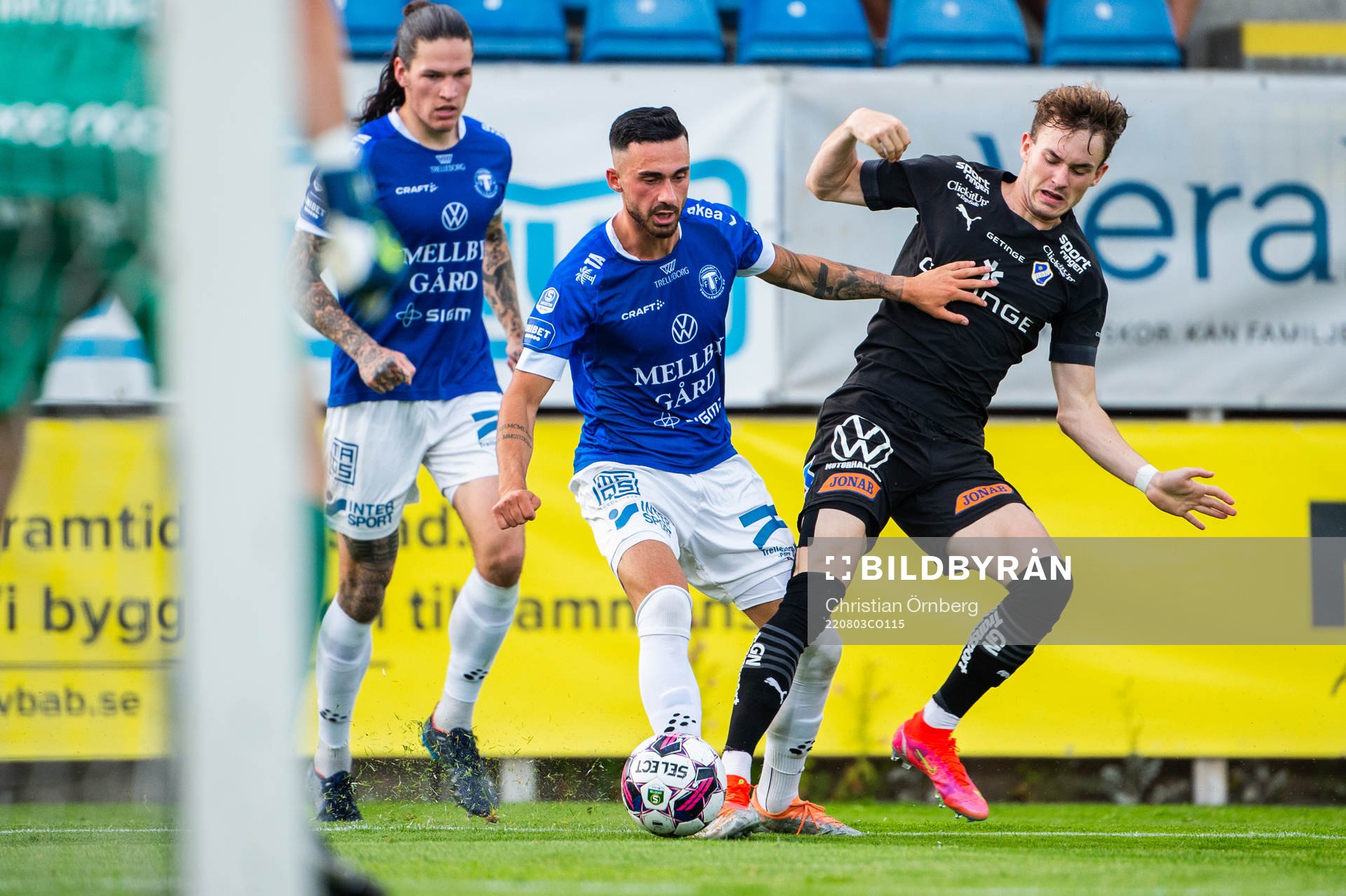 Trelleborgs Simon Amin och Halmstads Alexander Johansson