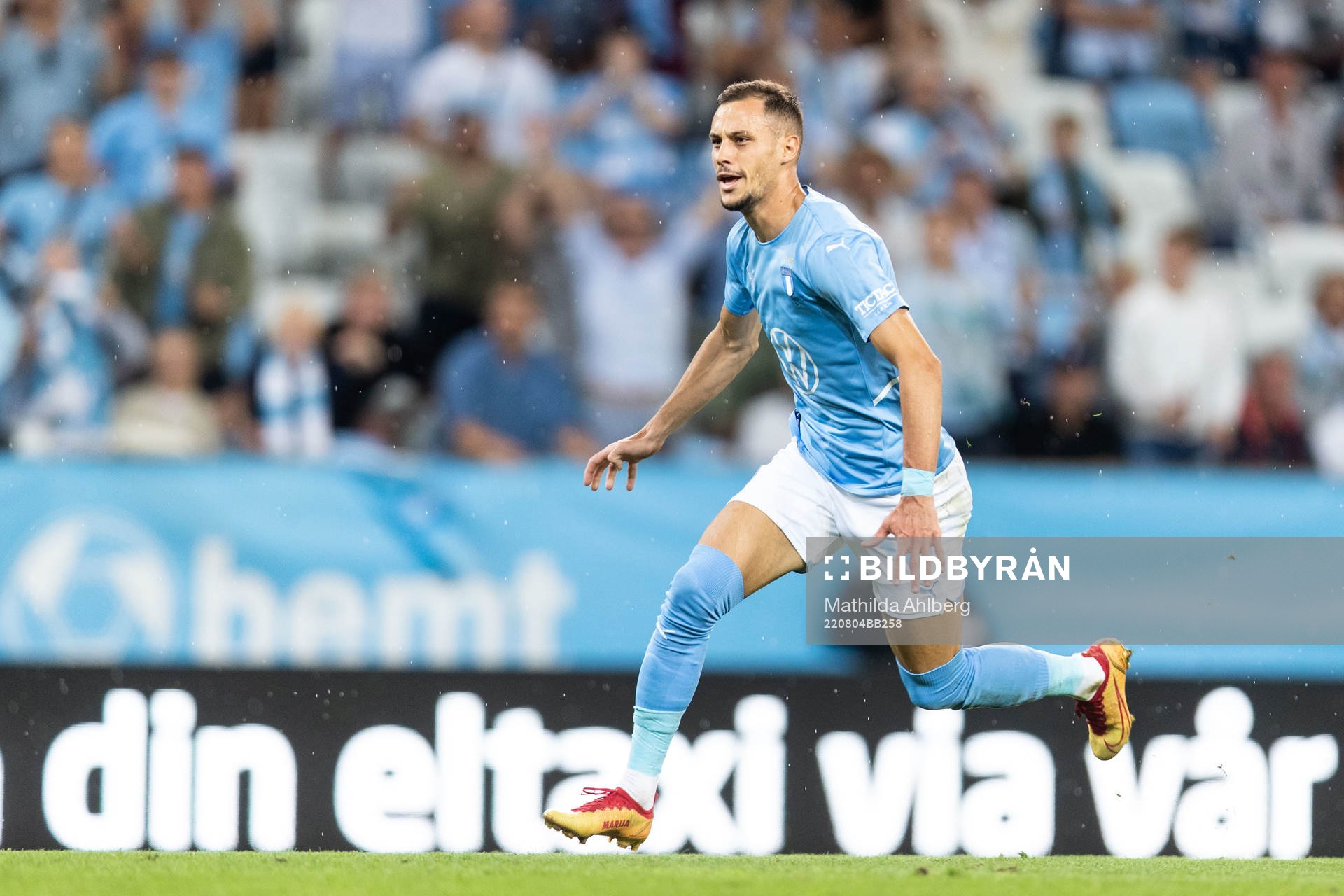 Veljko Birmancevic of Malmö FF celebrates