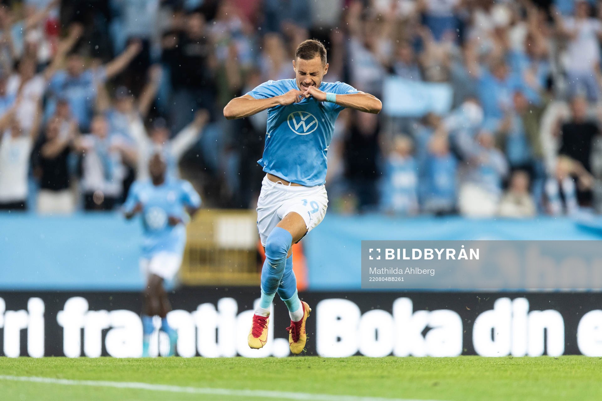 Veljko Birmancevic of Malmö FF celebrates