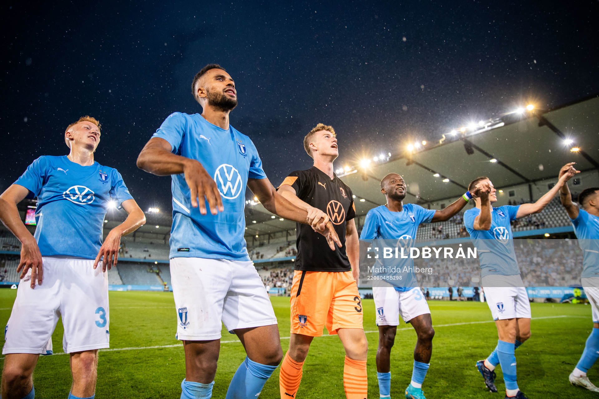 Hugo Larsson, Isaac Kiese Thelin, goalkeeper Viktor