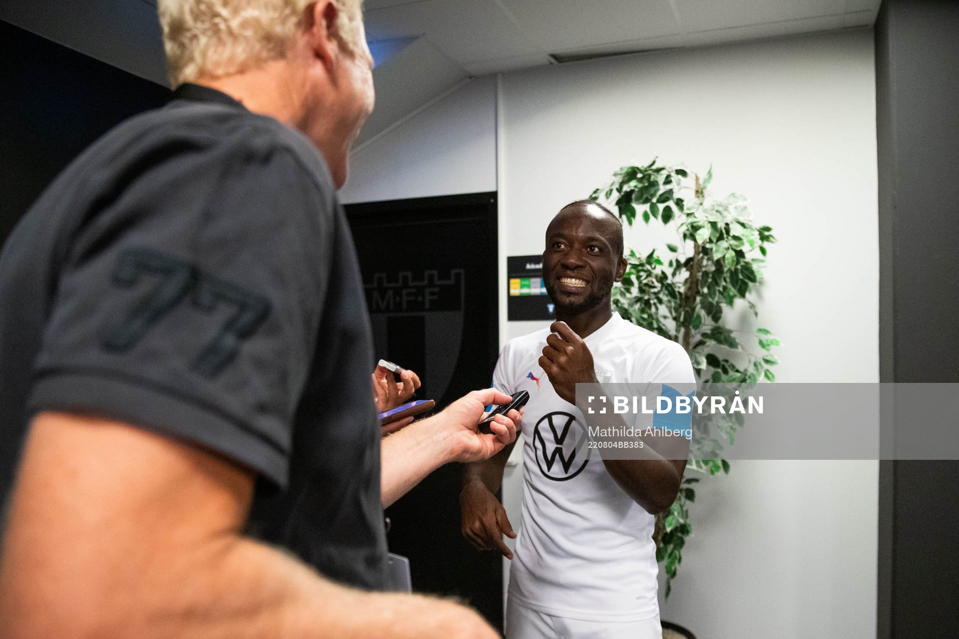 Muhamed Buya Turayof Malmö FF in mixed zone