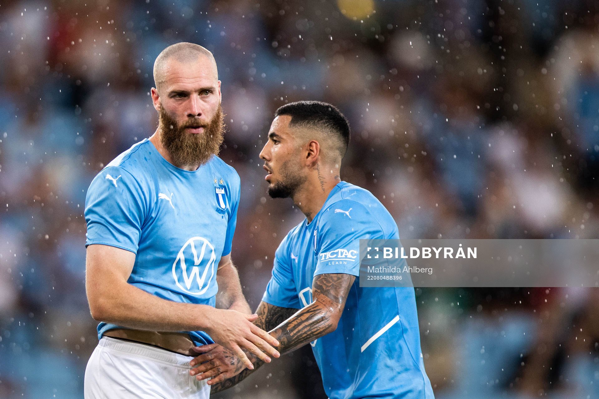 Jo Inge Berget and Sergio Pena of Malmö FF