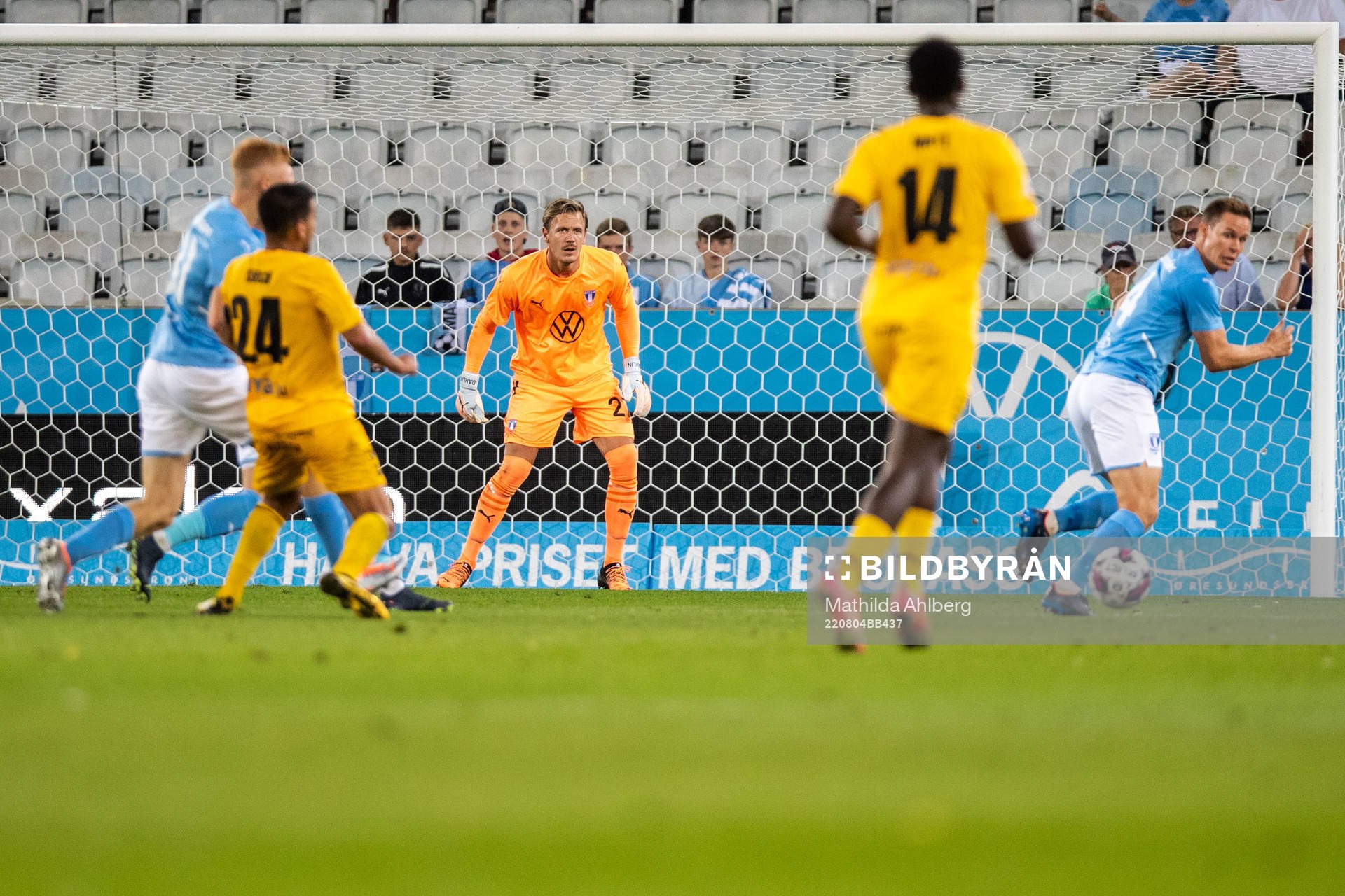 Goalkeeper Johan Dahlin of Malmö FF
