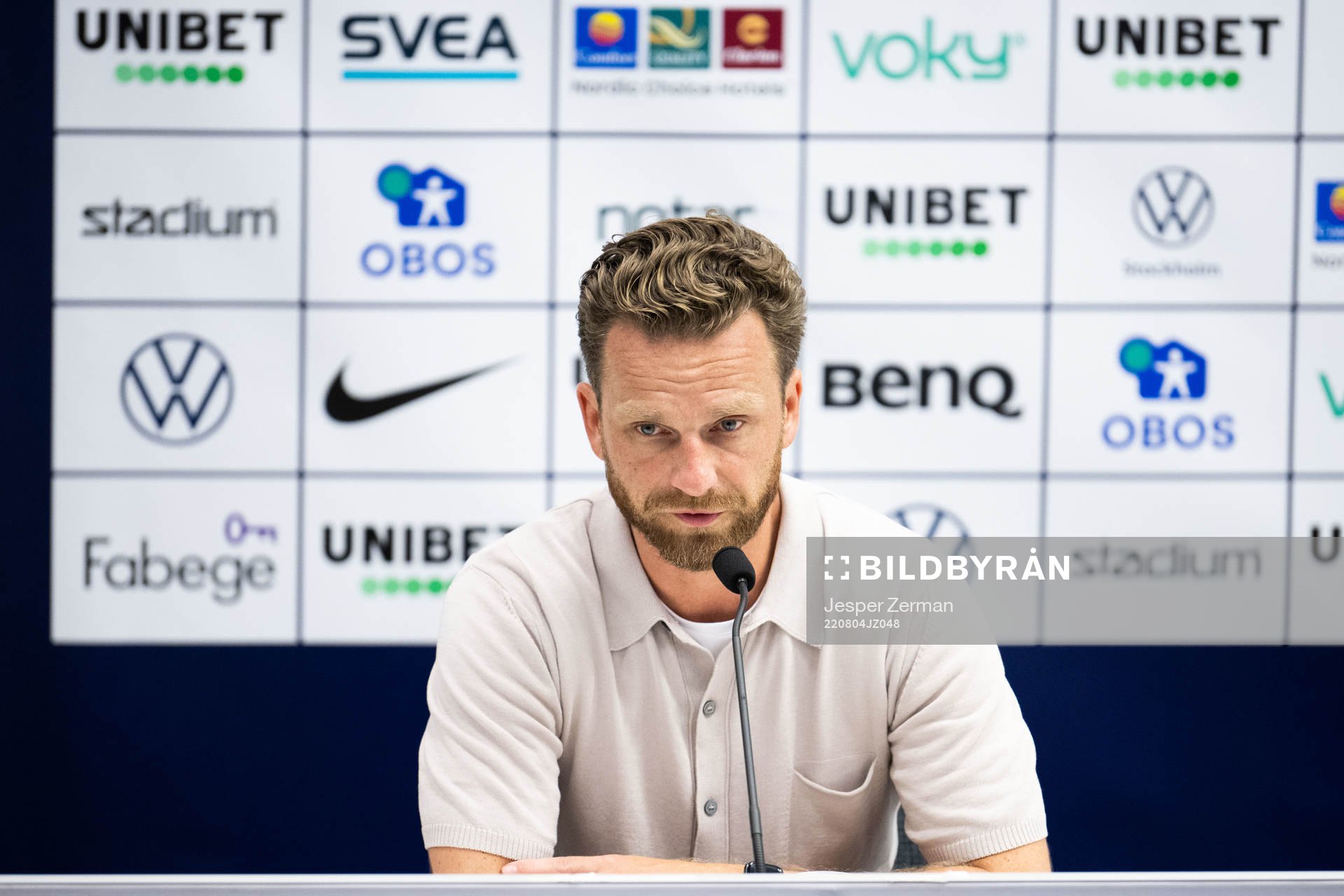 Bartosz Grzelak, head coach of AIK