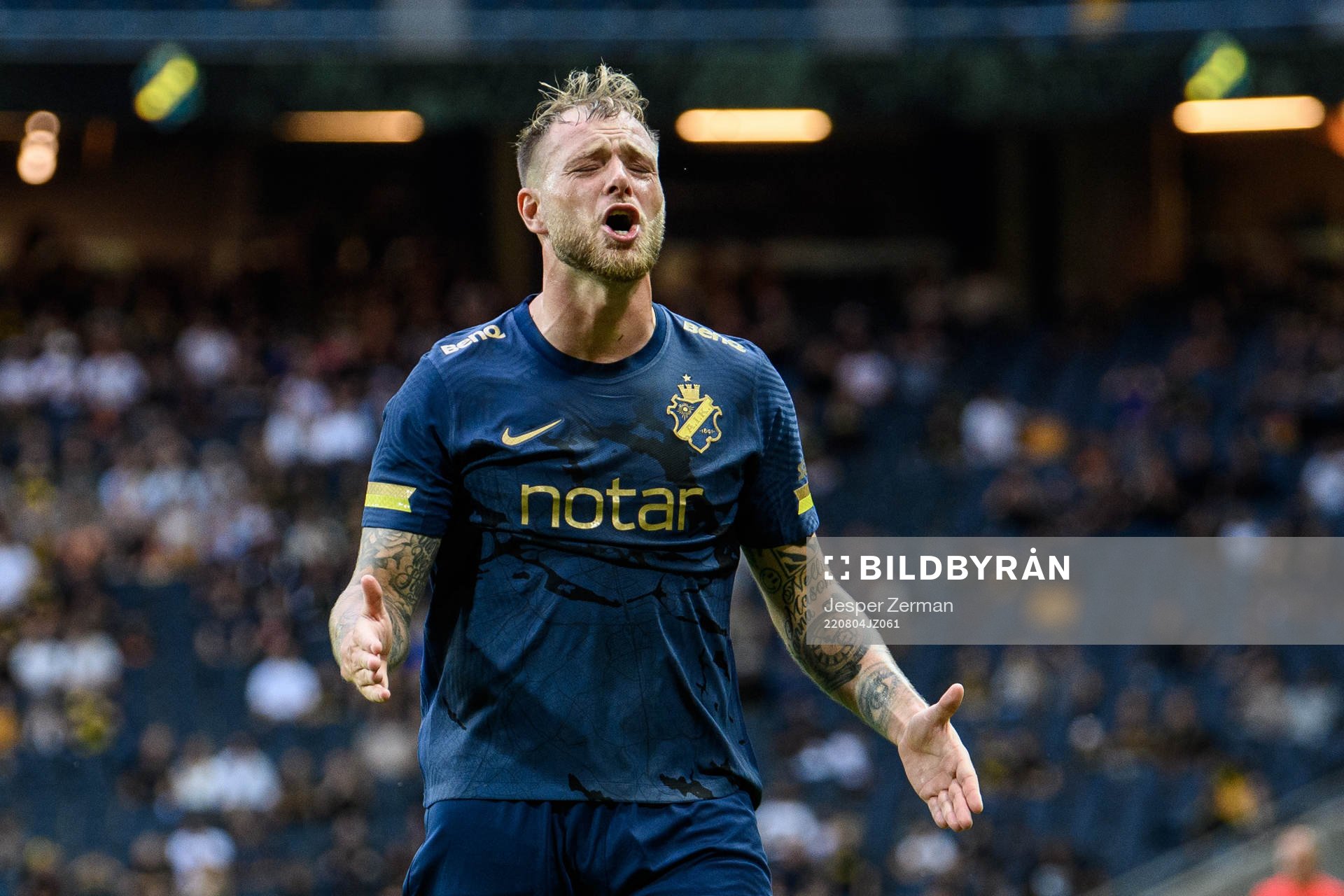John Guidetti of AIK looks dejected