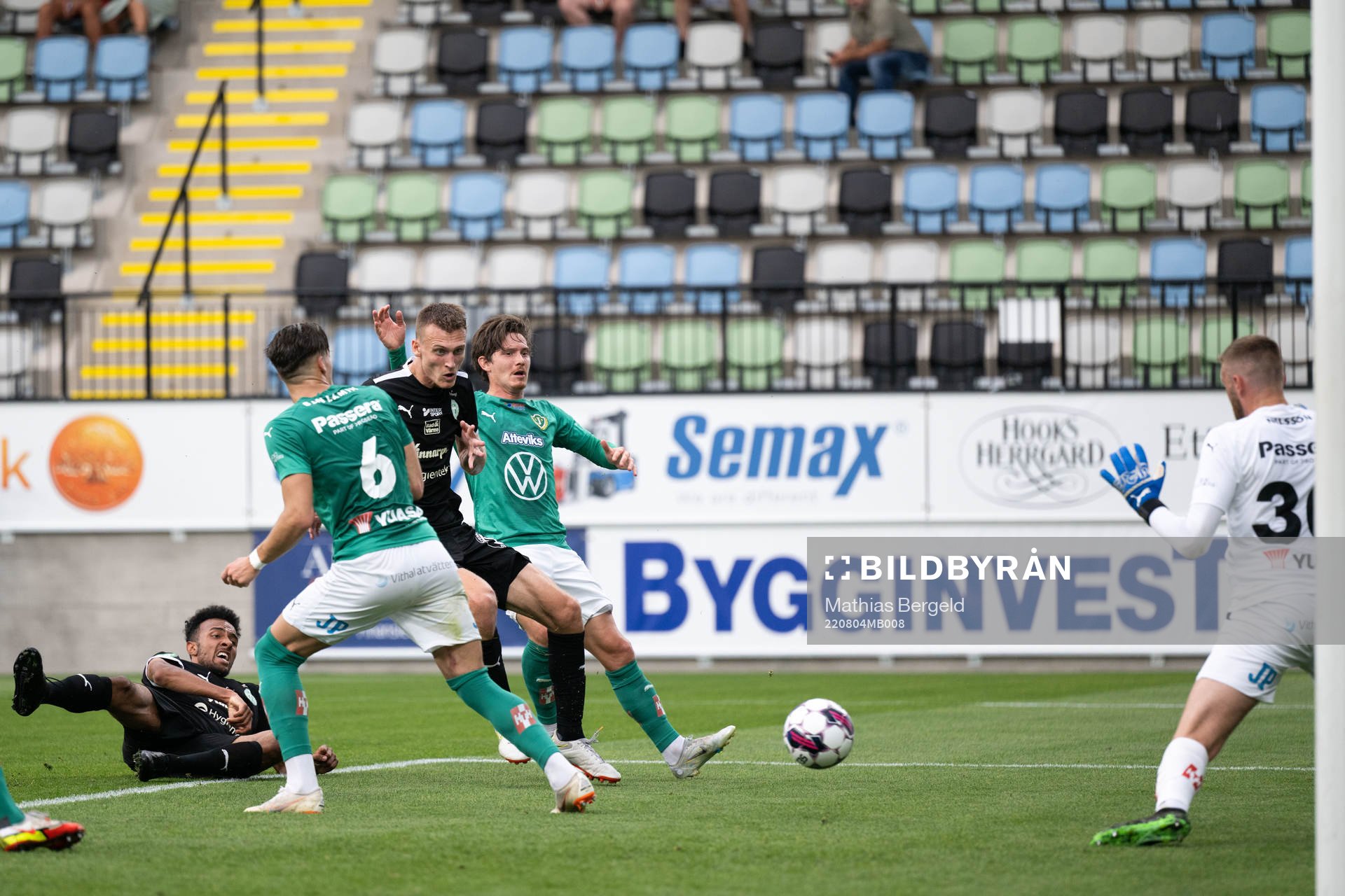Västerås SKs Viktor Granath gör 0-1