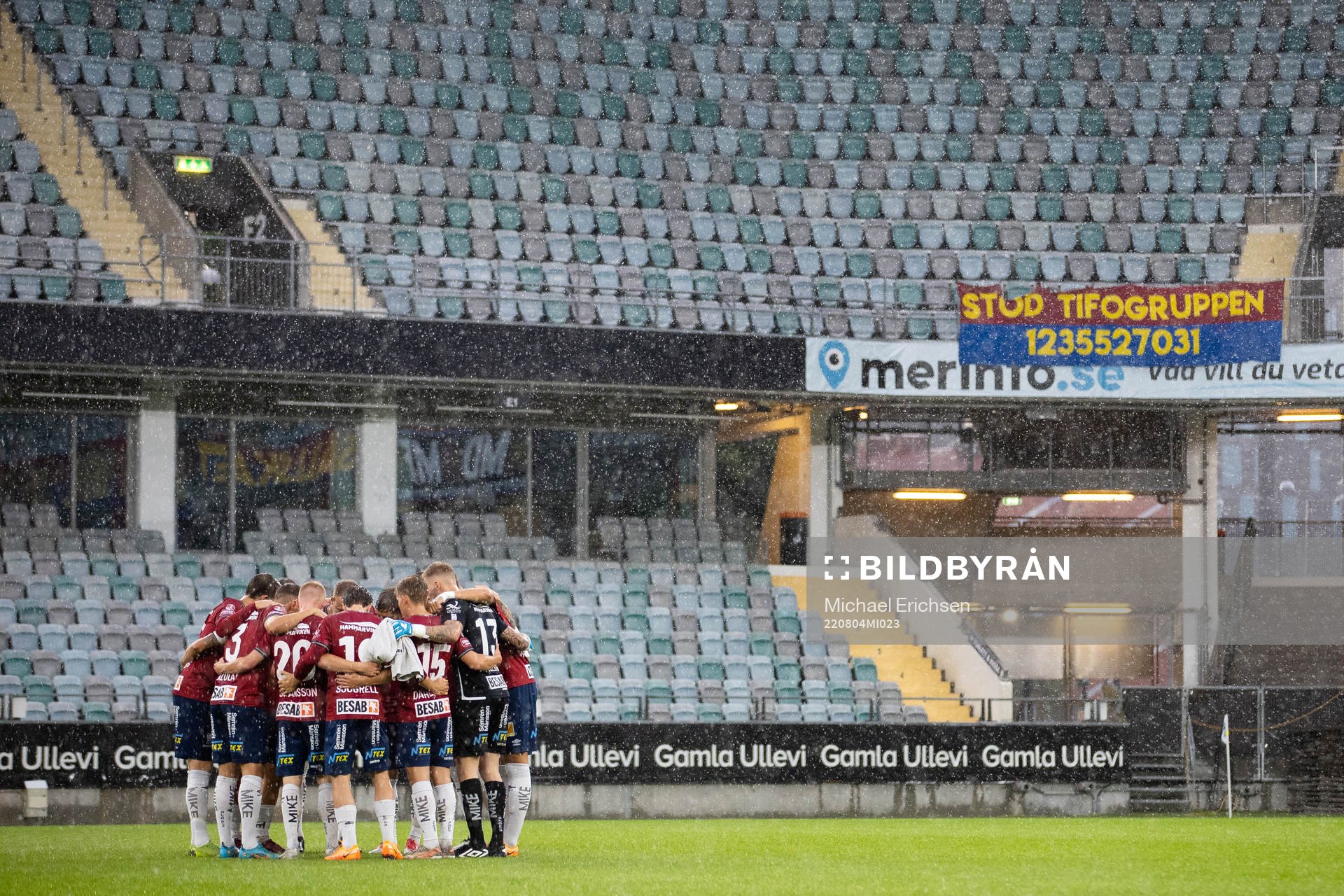 Örgryte samlade innan fotbollsmatchen i Superettan mellan