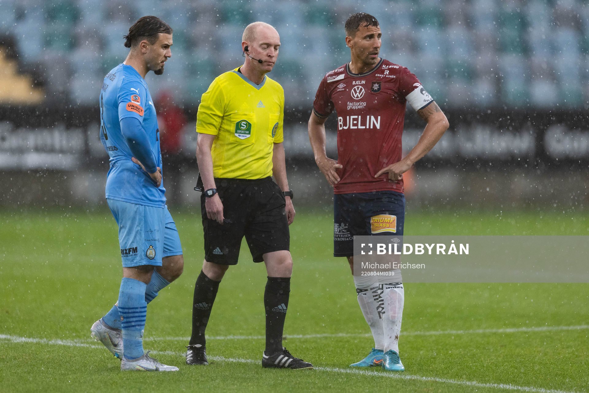 AFC Eskilstunas Abdelkarim Mammar Chaouche, domare Per