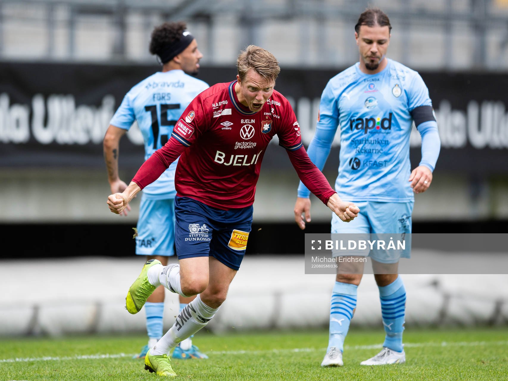 Örgrytes Viktor Lundberg jublar