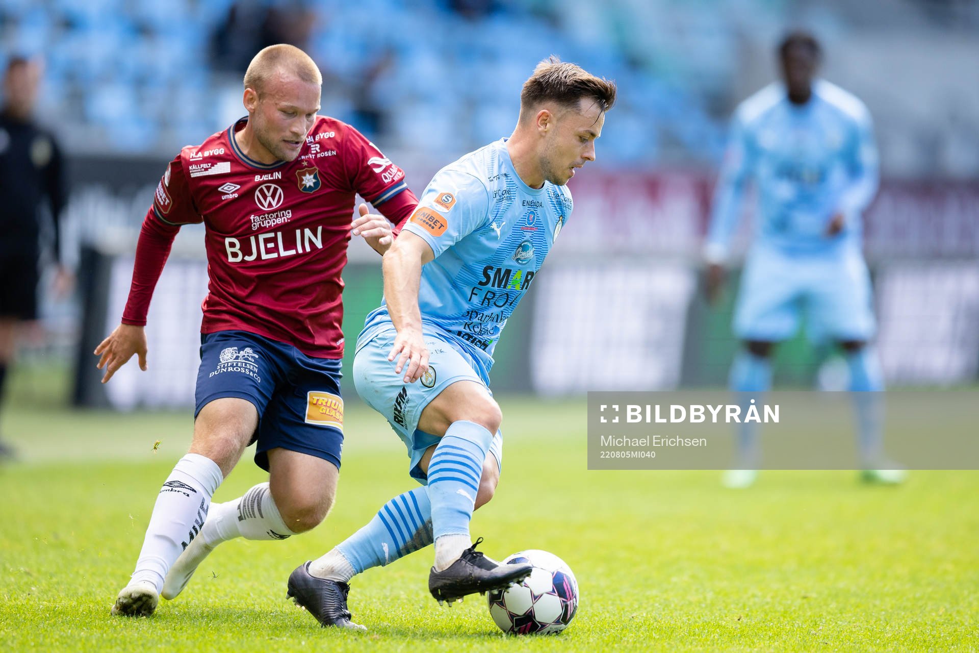 Örgrytes Nicklas Bärkroth och AFC Eskilstunas Ryan