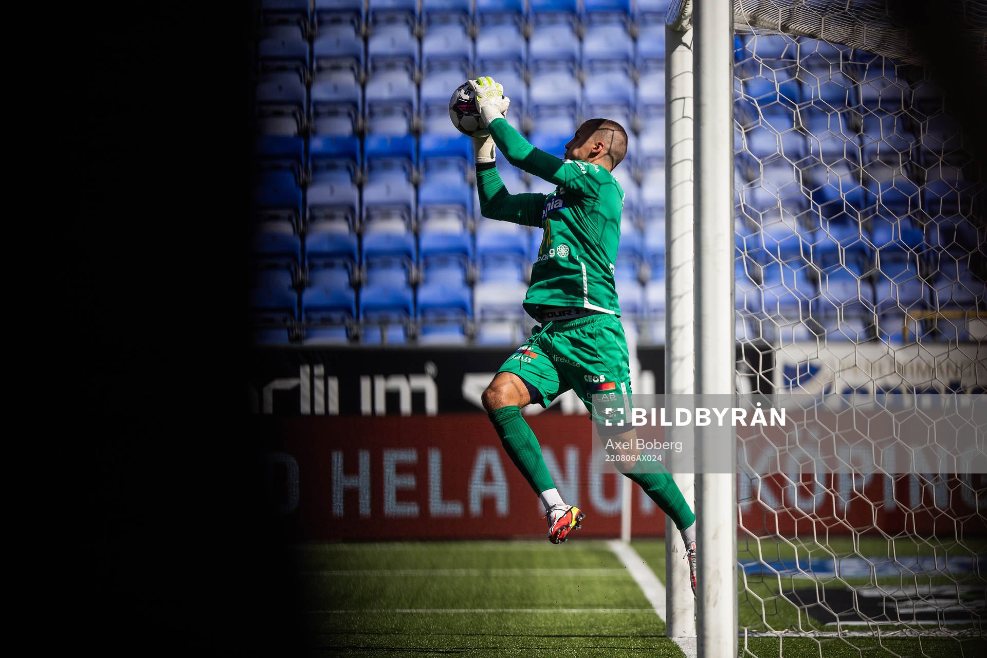 Degerfors målvakt Alfie Malik Whiteman