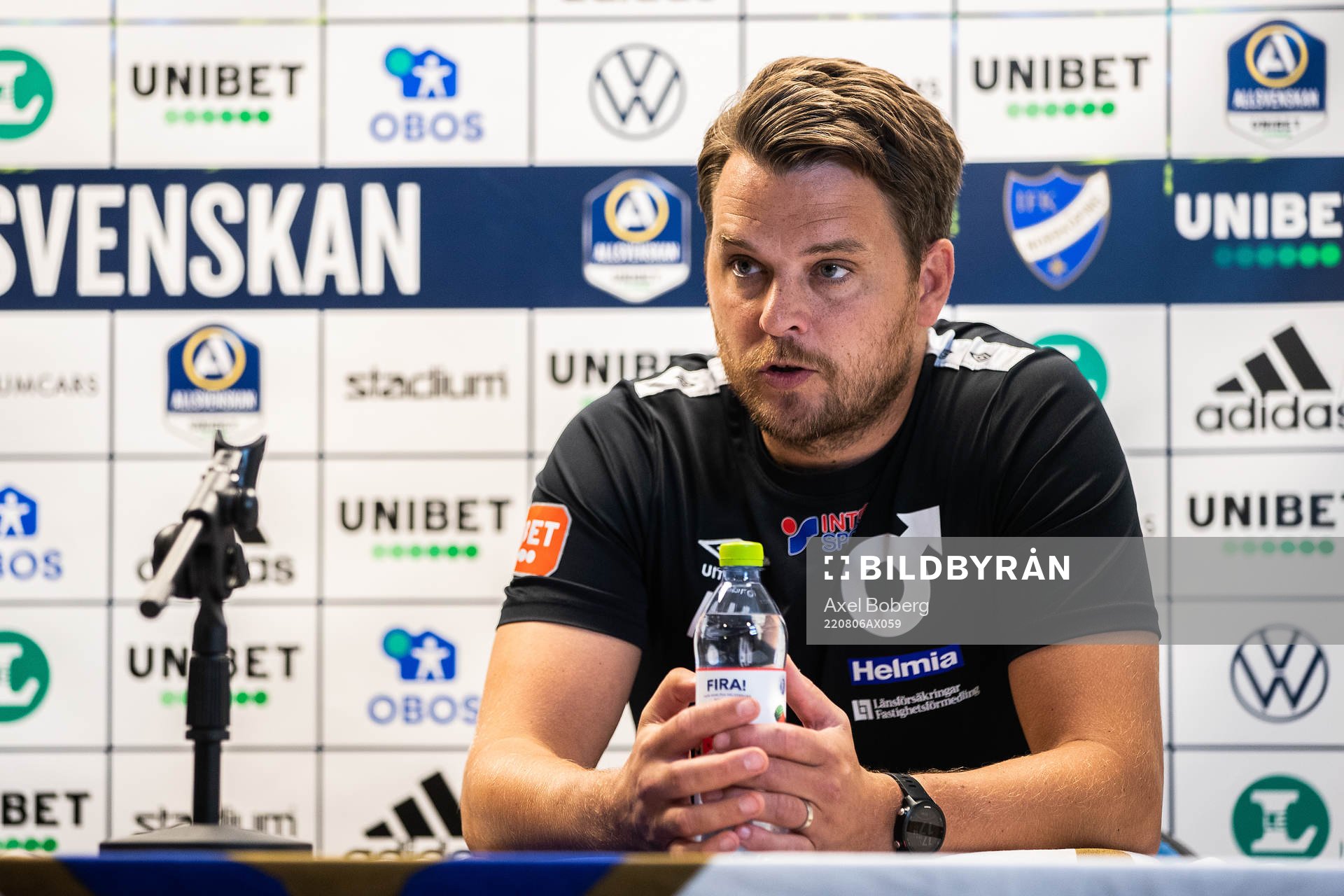 Degerfors tränare Andreas Holmberg på presskonferensen
