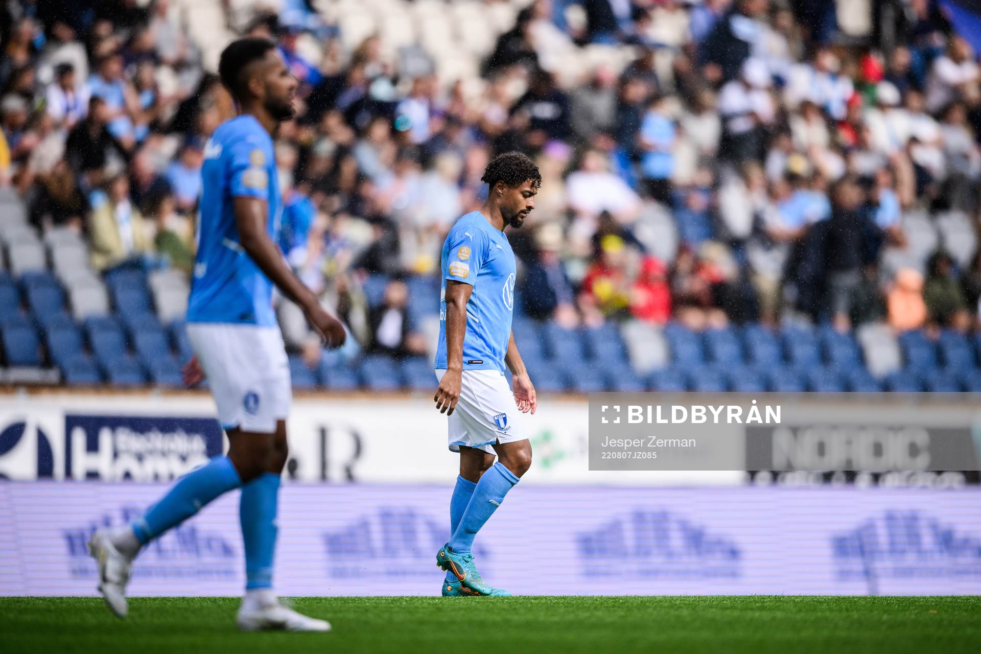 Malmö FFs Isaac Kiese Thelin och Joseph Ceesay deppar