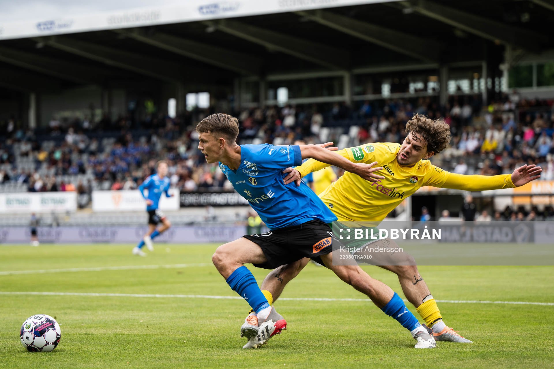 Halmstads Kazper Karlsson och Dalkurds Stefan Wolf