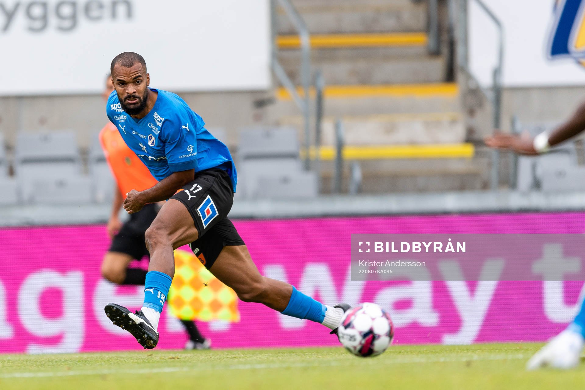 Halmstads Phil Ofosu-Ayeh