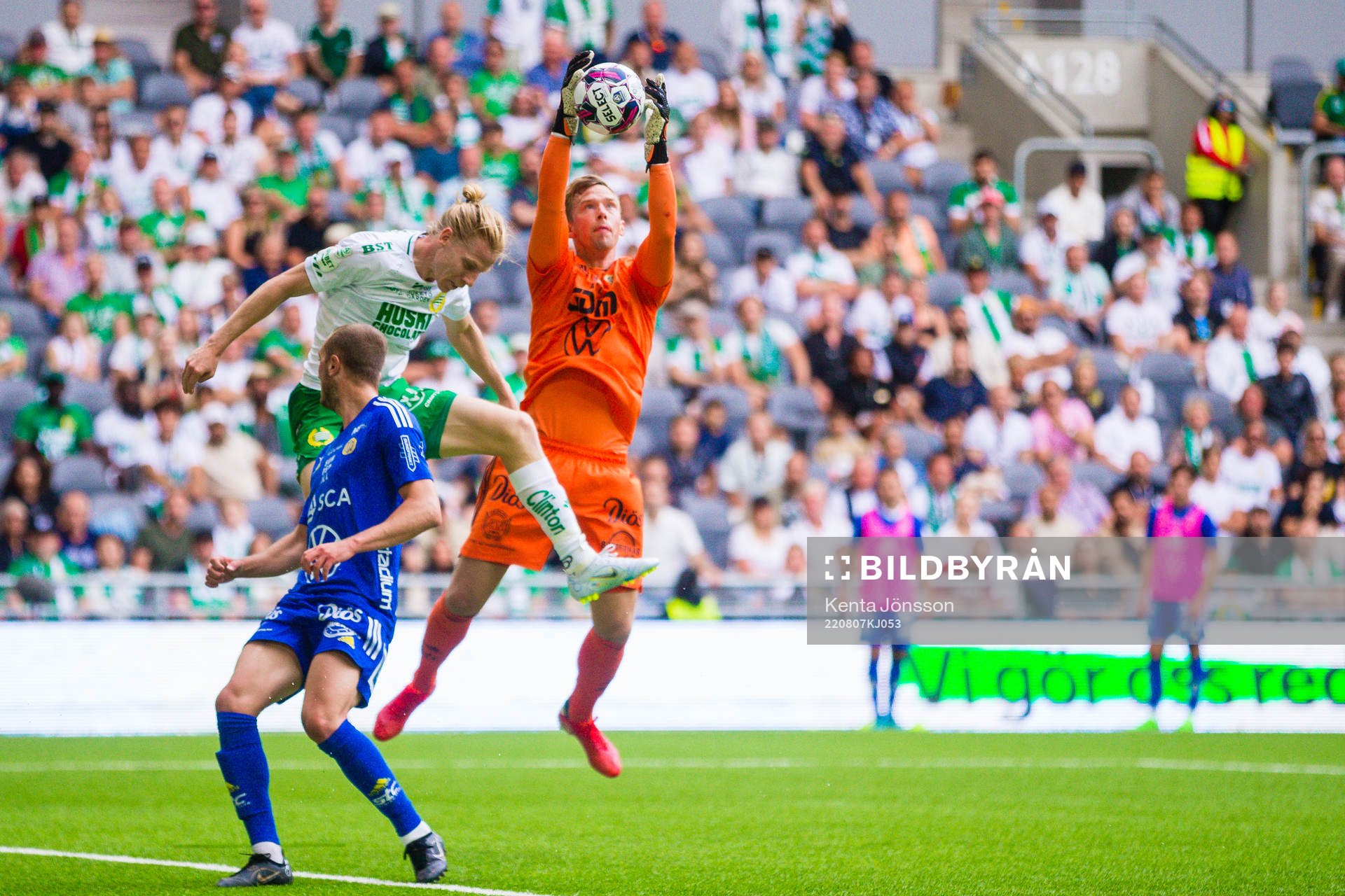 Sundsvalls målvakt Andreas Andersson och Hammarbys Gustav