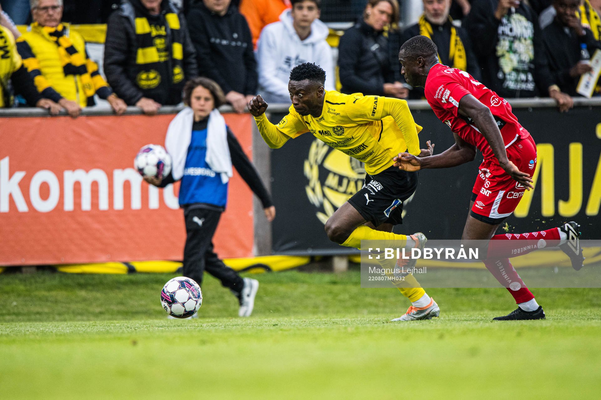 Mjällbys Chibuike Silas Nwankwo och Elfsborgs Maudo Lamine