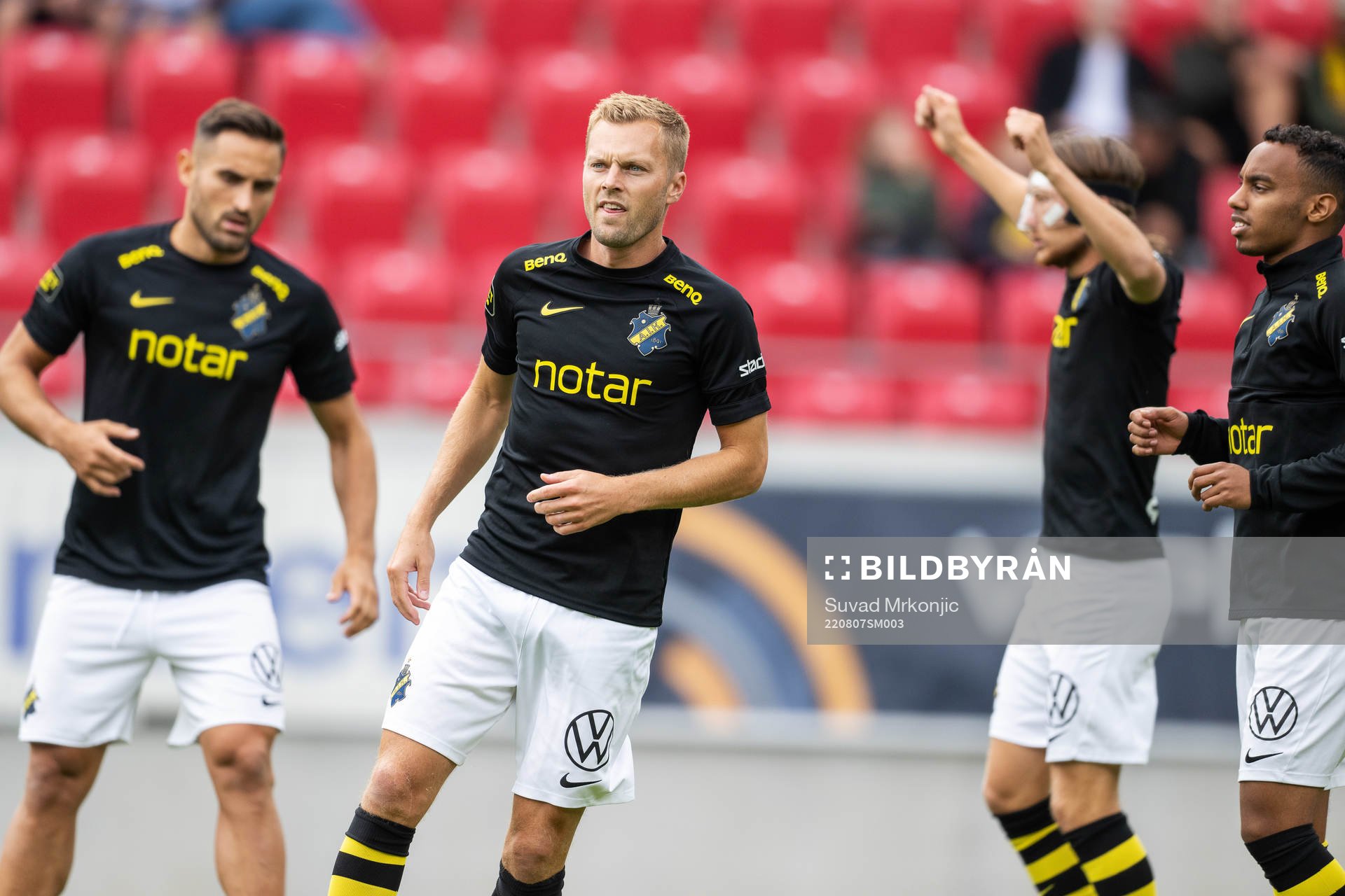 s Sebastian Larsson