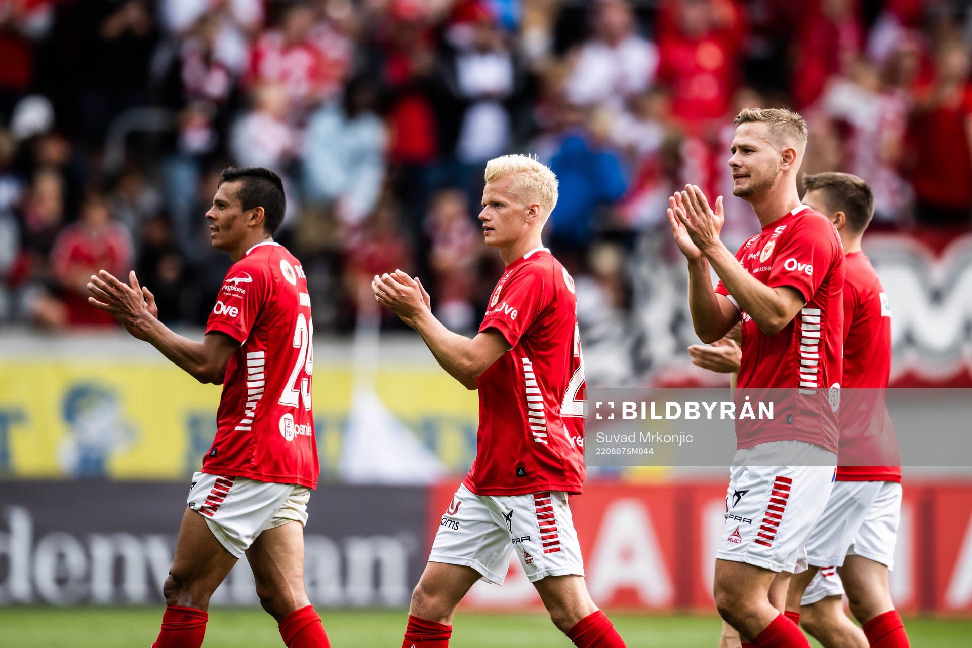 Kalmars spelare jublar