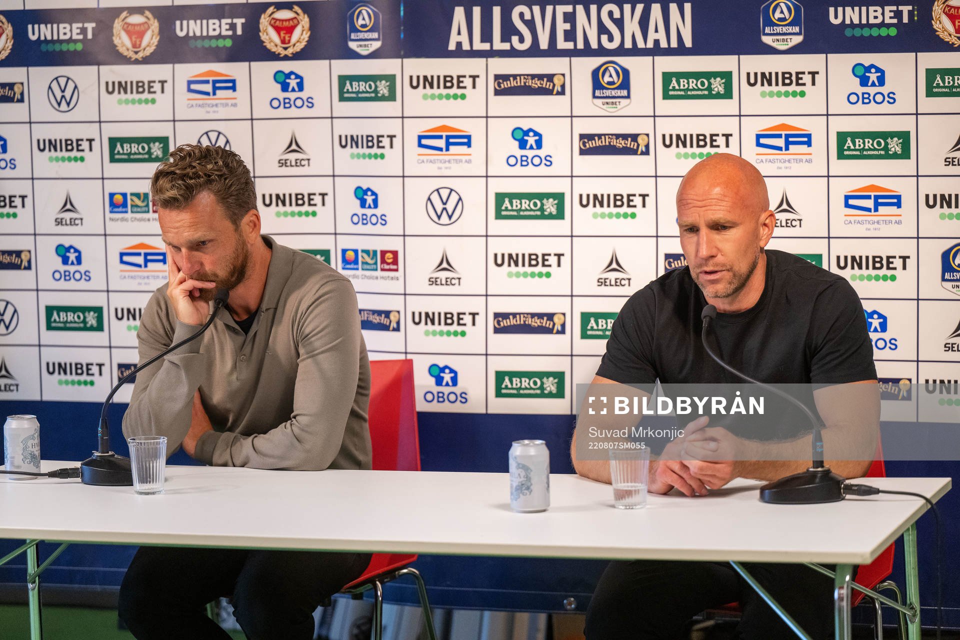 s tränare Bartosz Grzelak deppar samt Kalmars tränare