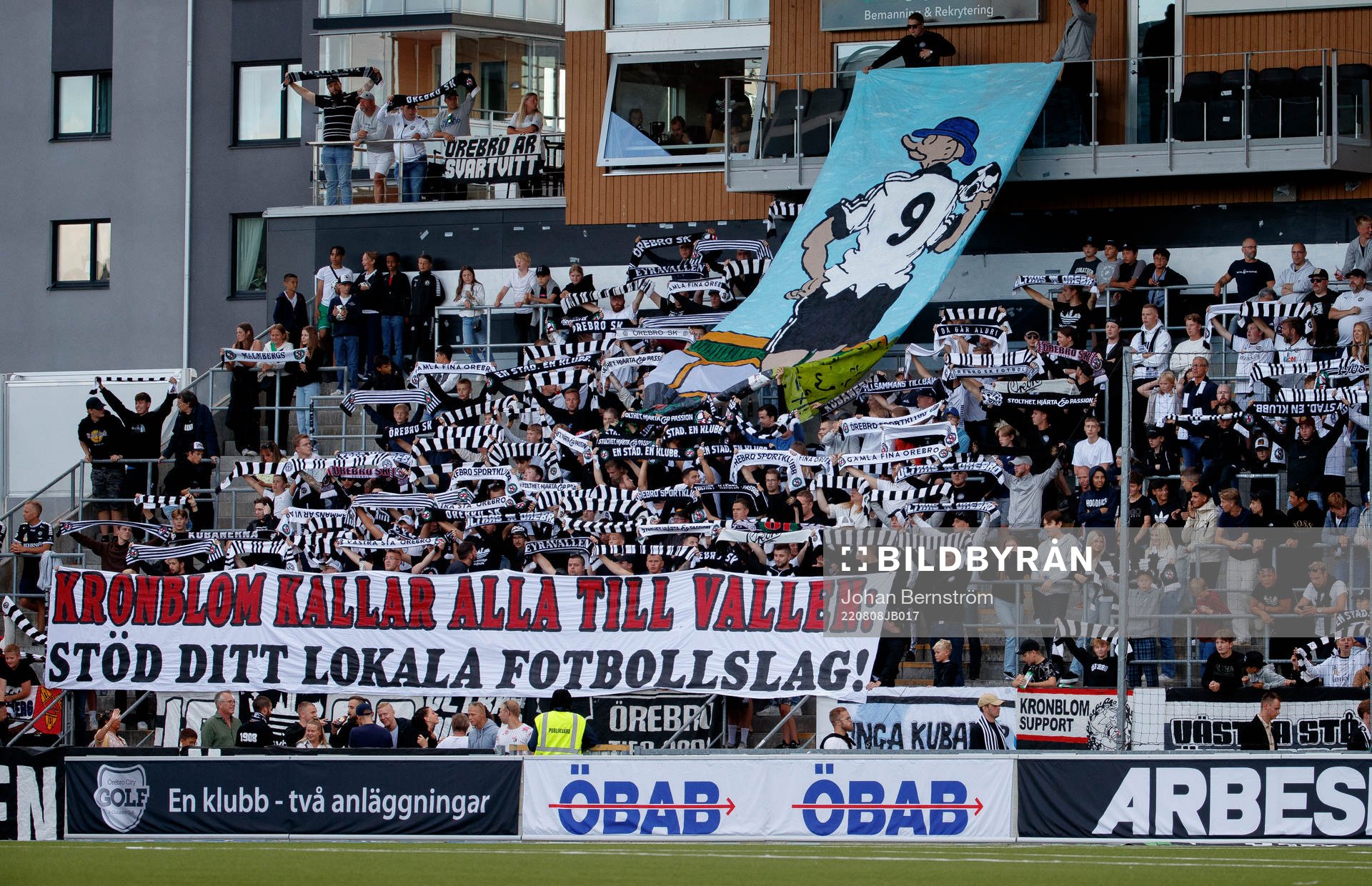 Örebro tifo inför fotbollsmatchen i Superettan mellan Örebro och Örgryte den 8 augusti 2022 i Örebro. 