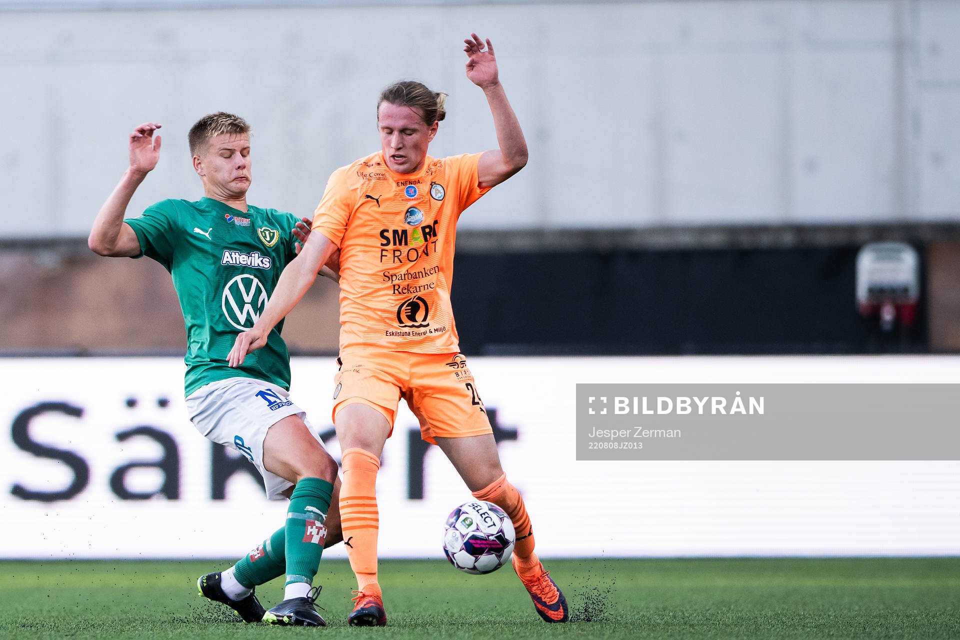 Jönköpings Södras Arvid Eriksson och AFC Eskilstunas