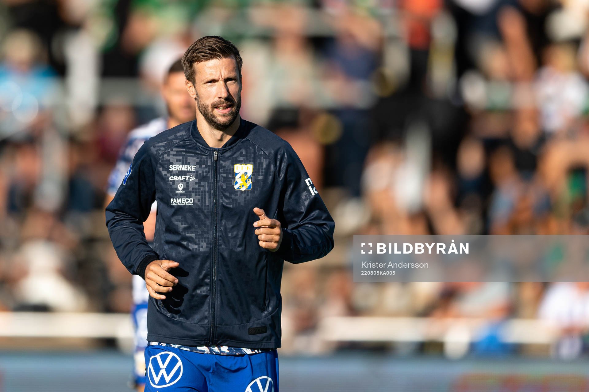 IFK Göteborgs Gustav Svensson före fotbollsmatchen i