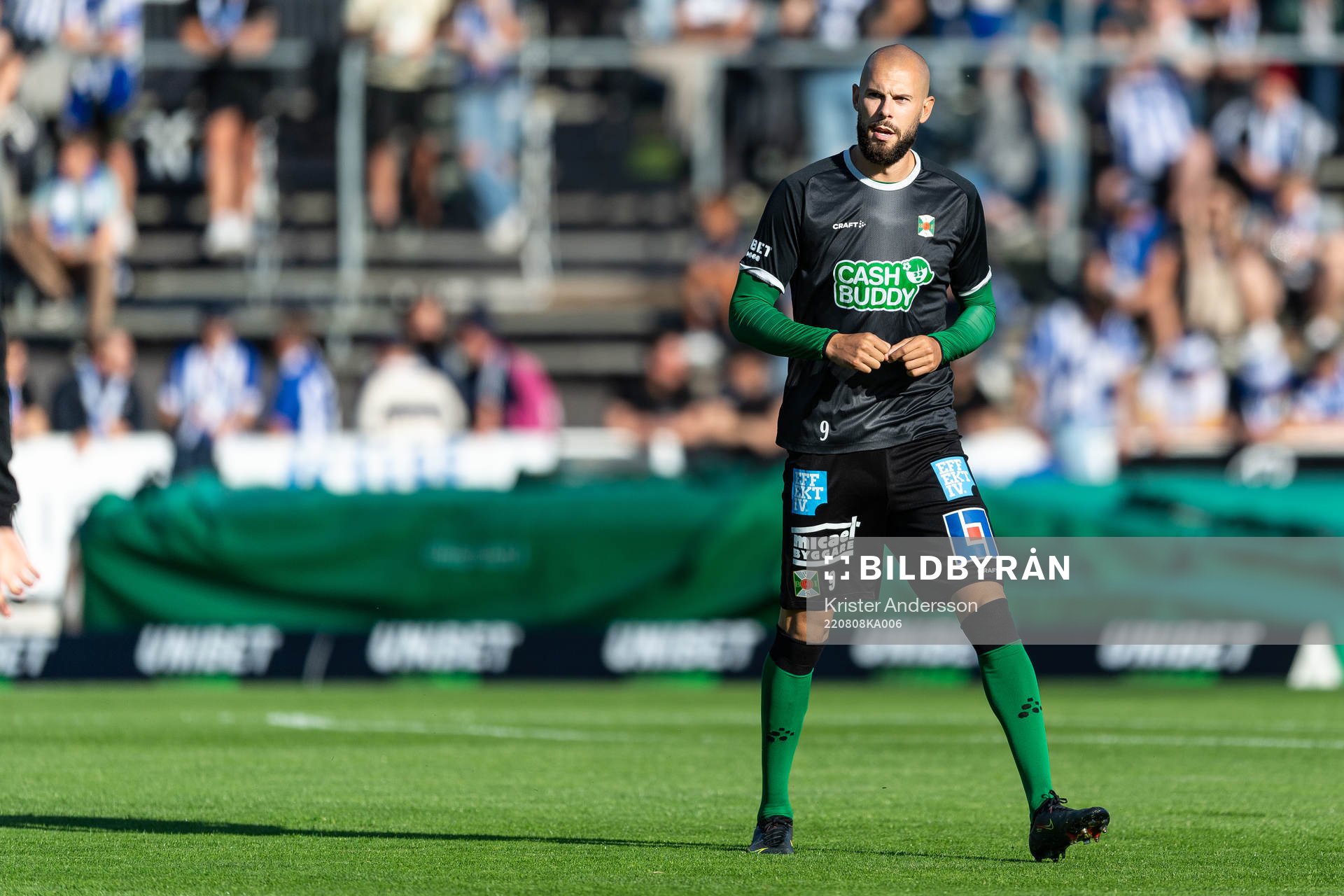 Varbergs Robin Simovic före fotbollsmatchen i Allsvenskan