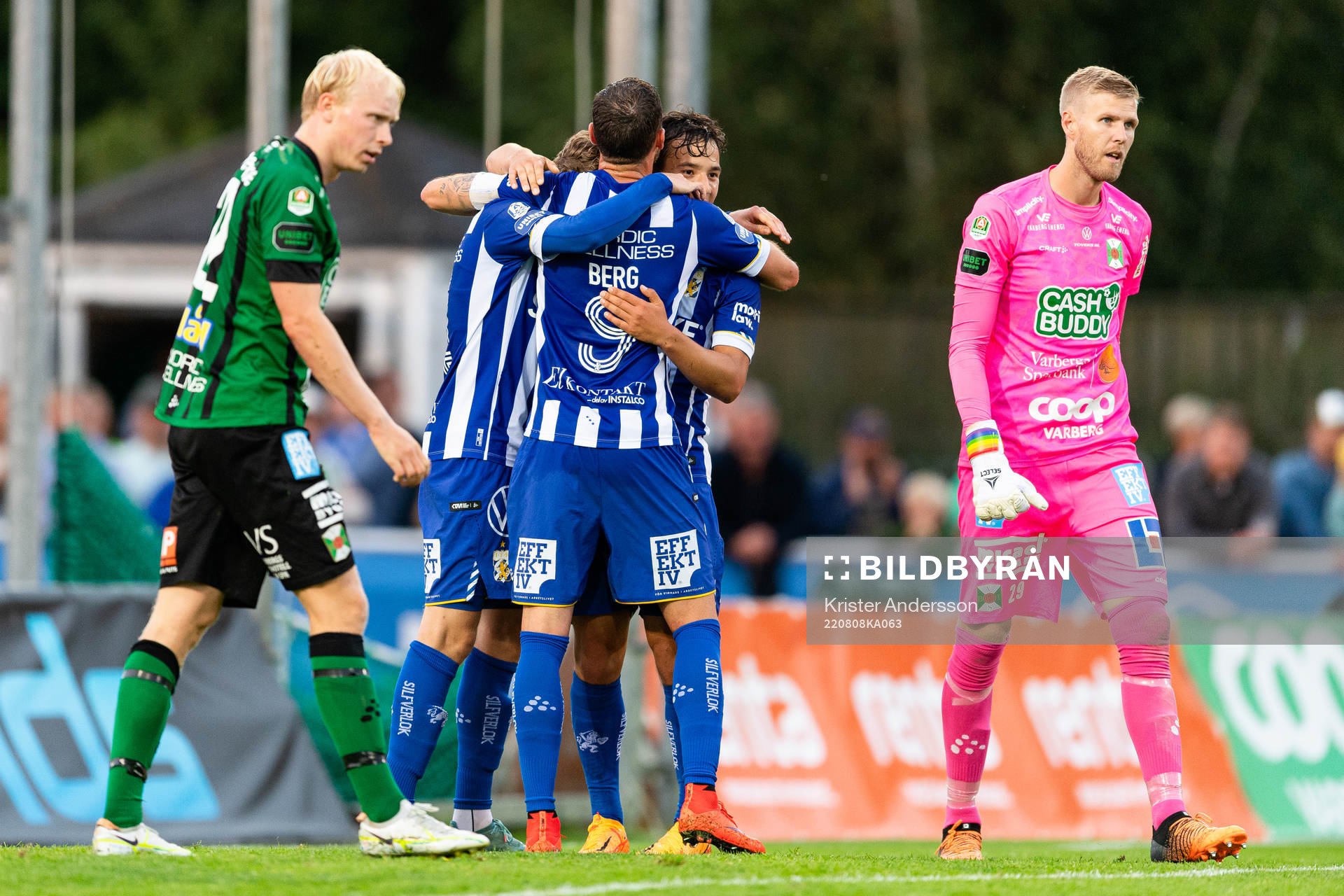 IFK Göteborgs spelare jublar