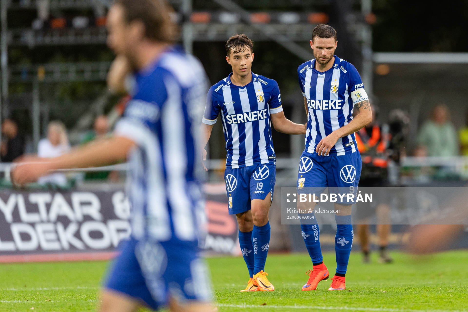 IFK Göteborgs Hussein Carneil och Marcus Berg jublar