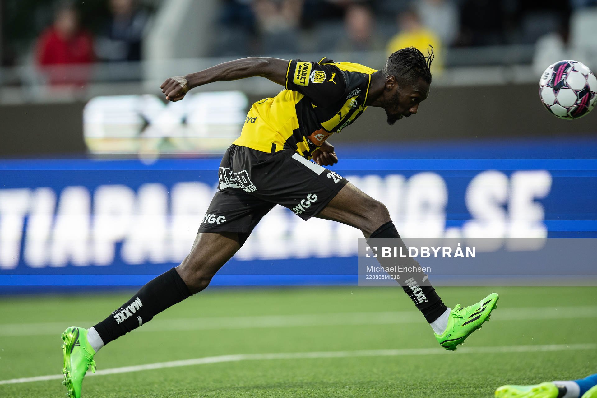 Häckens Blair Sebastian Turgott gör 5-0 under fotbollsmatchen i Allsvenskan mellan Häcken och Helsingborg den 8 augusti 2022 i Göteborg.