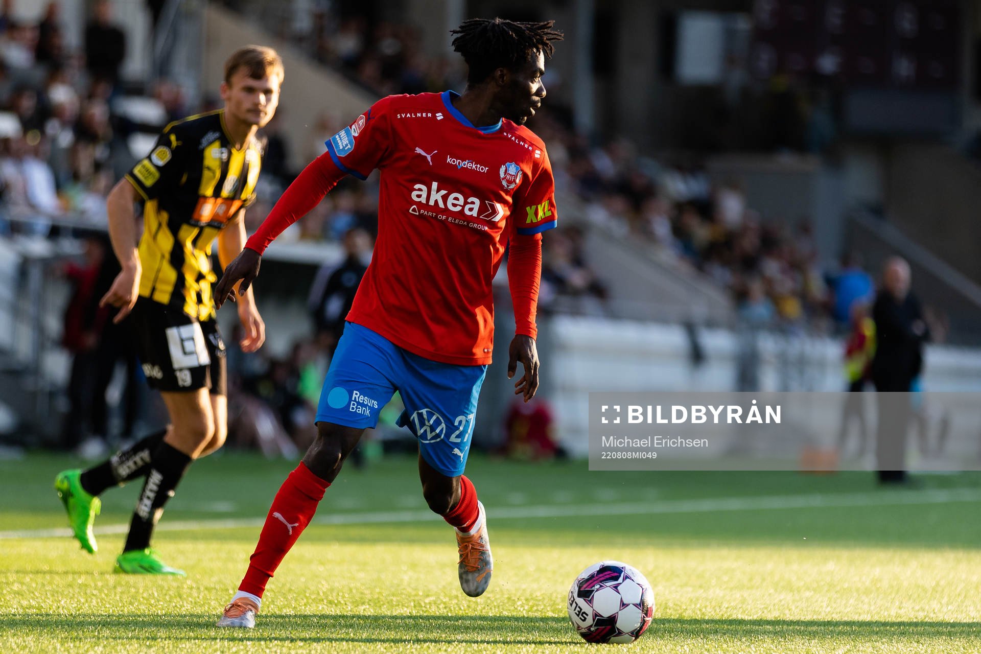 Helsingborgs Benjamin Acquah under fotbollsmatchen i Allsvenskan mellan Häcken och Helsingborg den 8 augusti 2022 i Göteborg. 