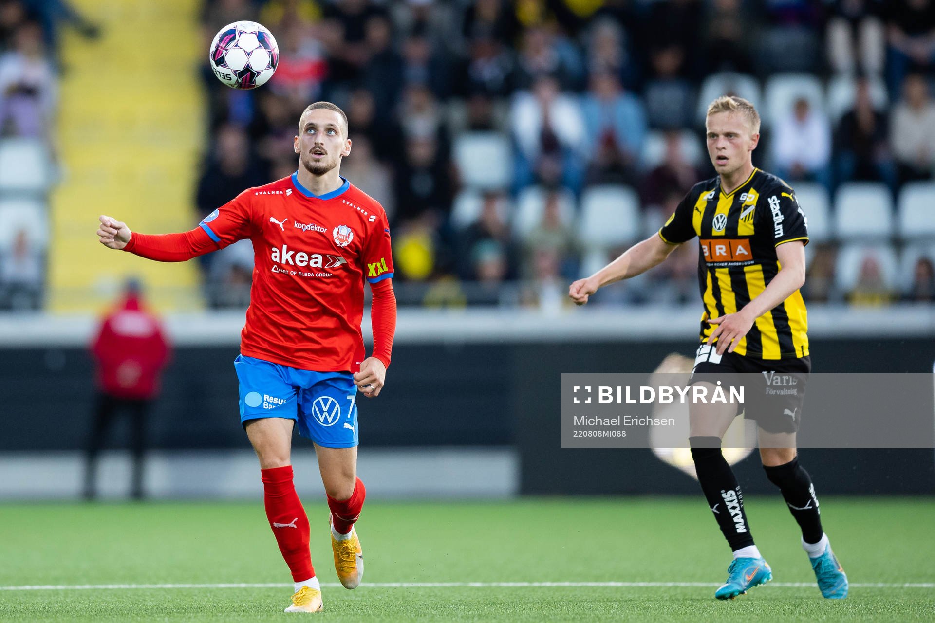 Helsingborgs Arian Kabashi och Häckens Tomas Totland