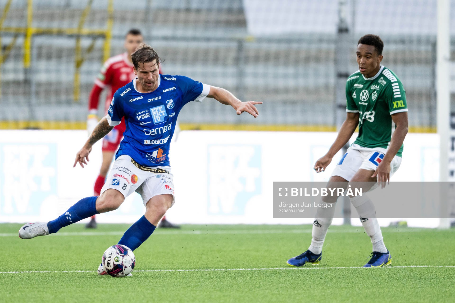 Norrbys Nicklas Savolainen och Brages Eirik Asante Gayi