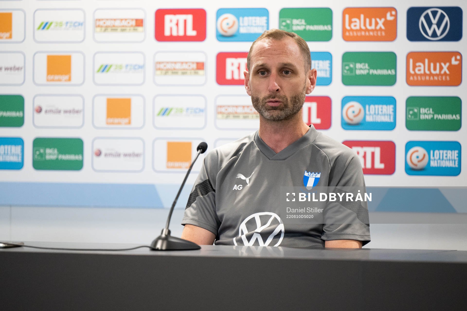 Head coach Andreas Georgson