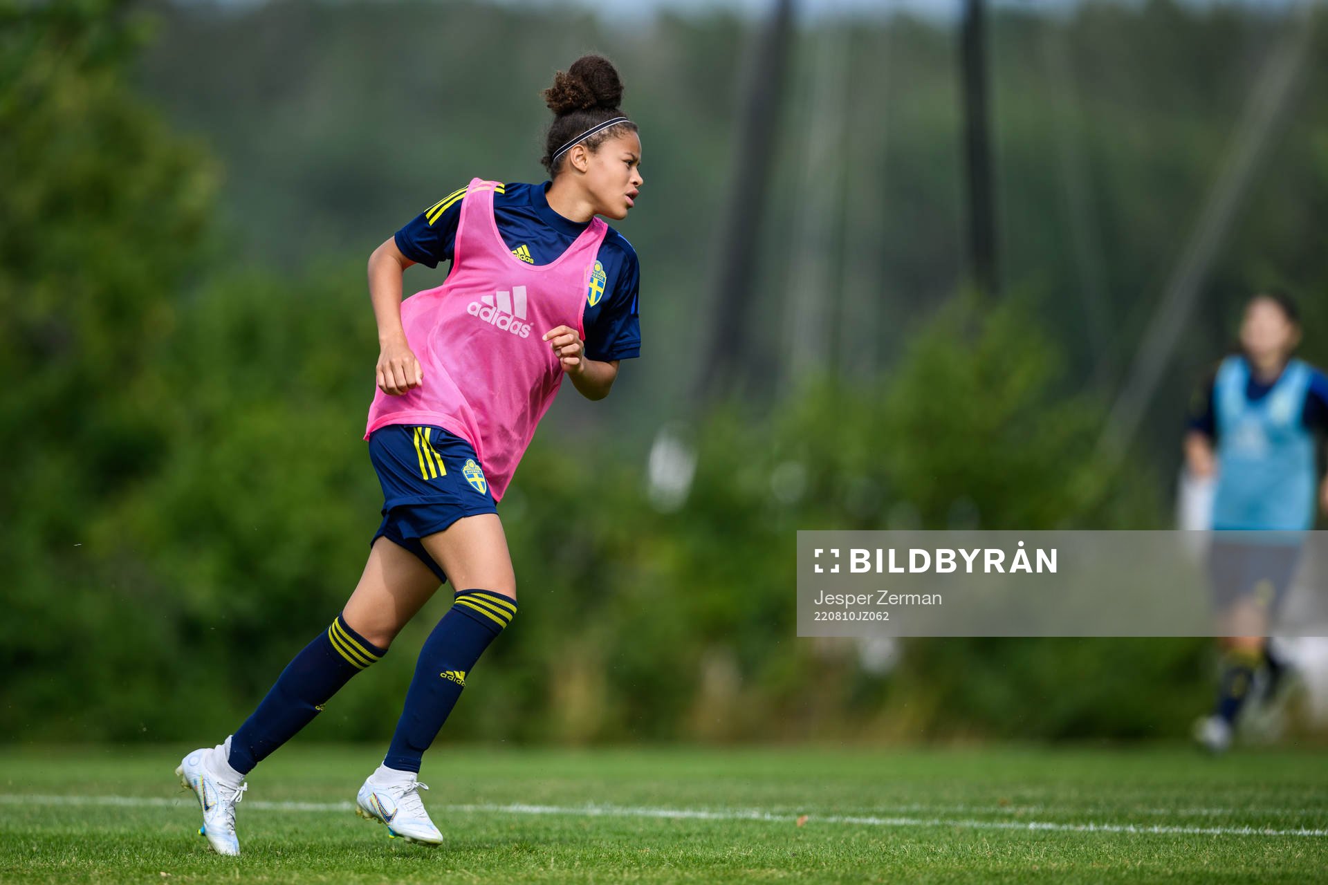 Felicia Schröder under en träning med det svenska F15-landslaget i fotboll den 10 augusti 2022 i Stockholm. 