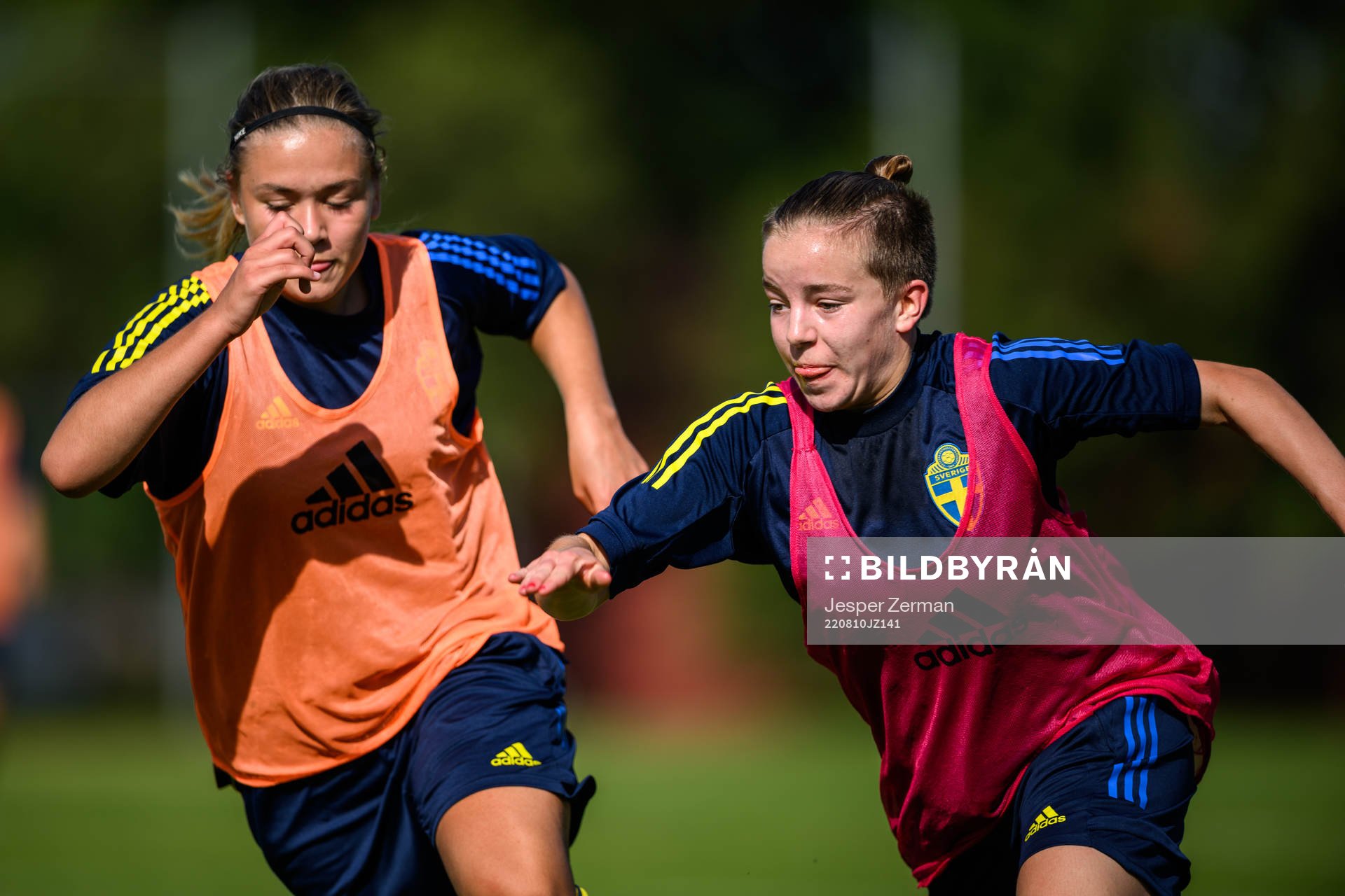 Emmie Green och Izzy Goldmann