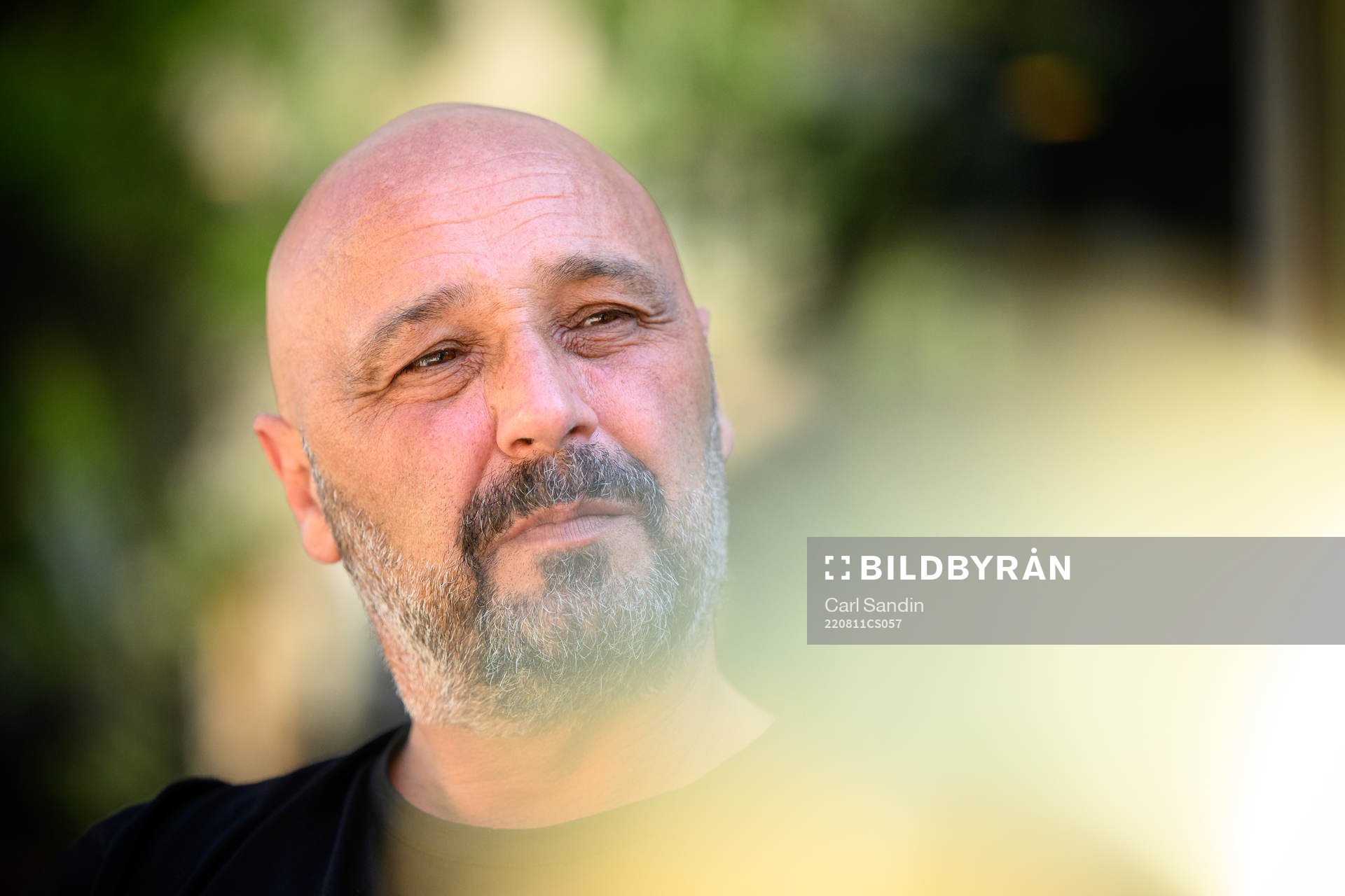 Utsiktens tränare Bosko Orovic blir intervjuad