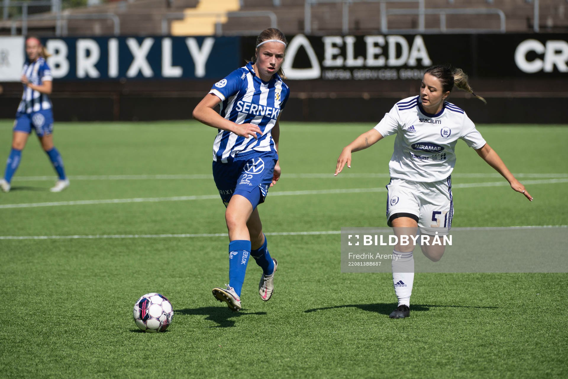 IFK Göteborgs Emma Broddheimer och Lerums Ebba Brandt