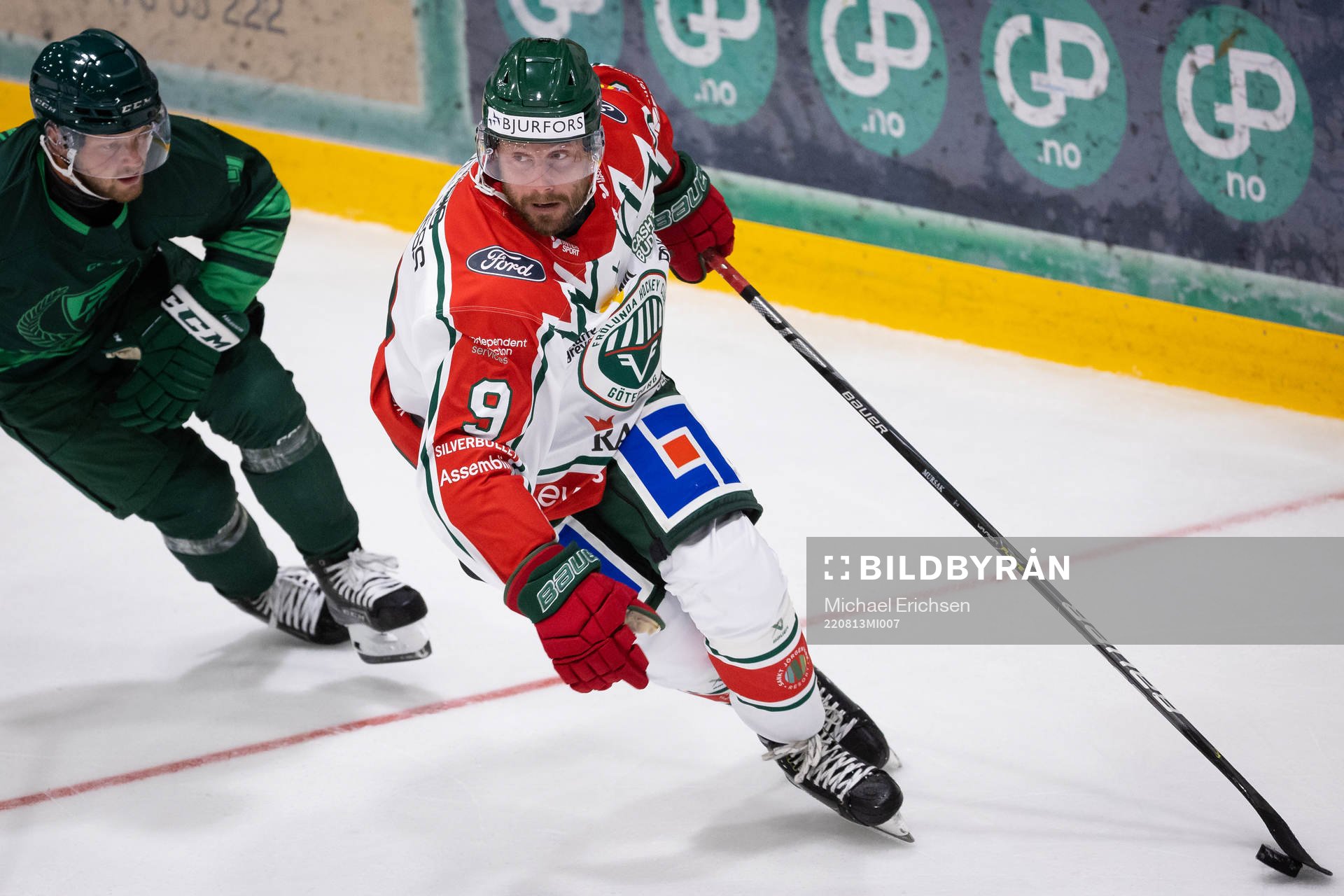 Färjestads Axel Bergqvist  och Frölundas Jan Mursak