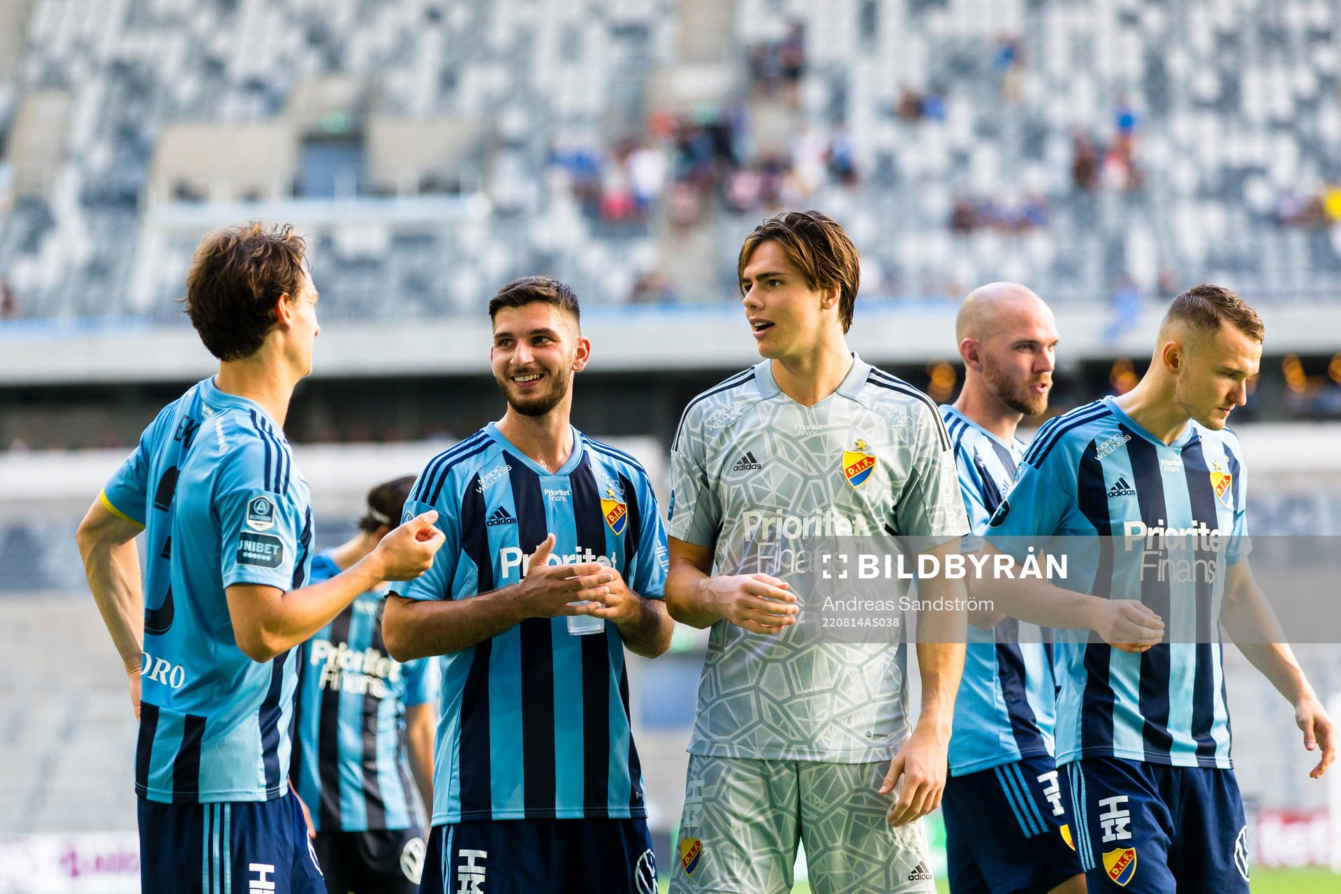 Djurgårdens Besard Sabovic och målvakt Jacob Widell